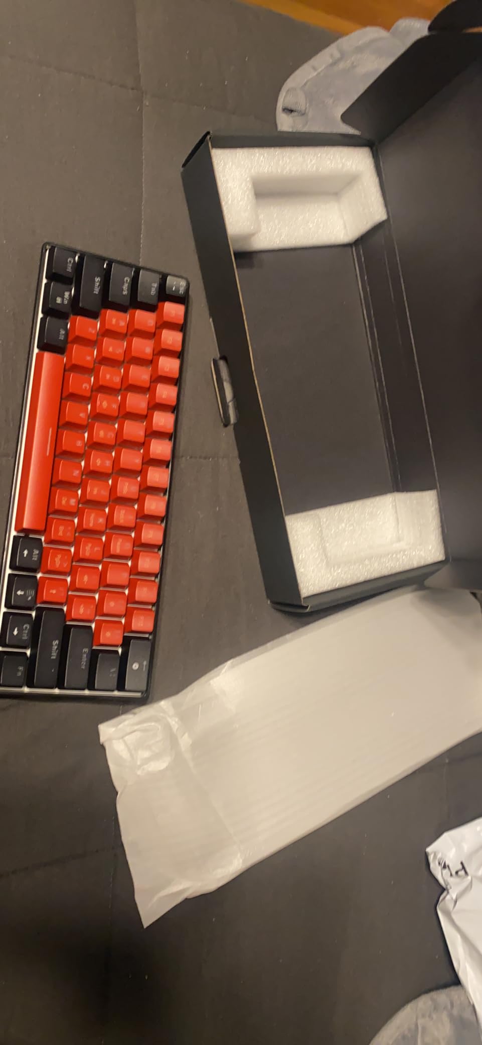 Snpurdiri 60% Wired Mechanical Keyboard (Black-Red, Red Switches) customer photo 2