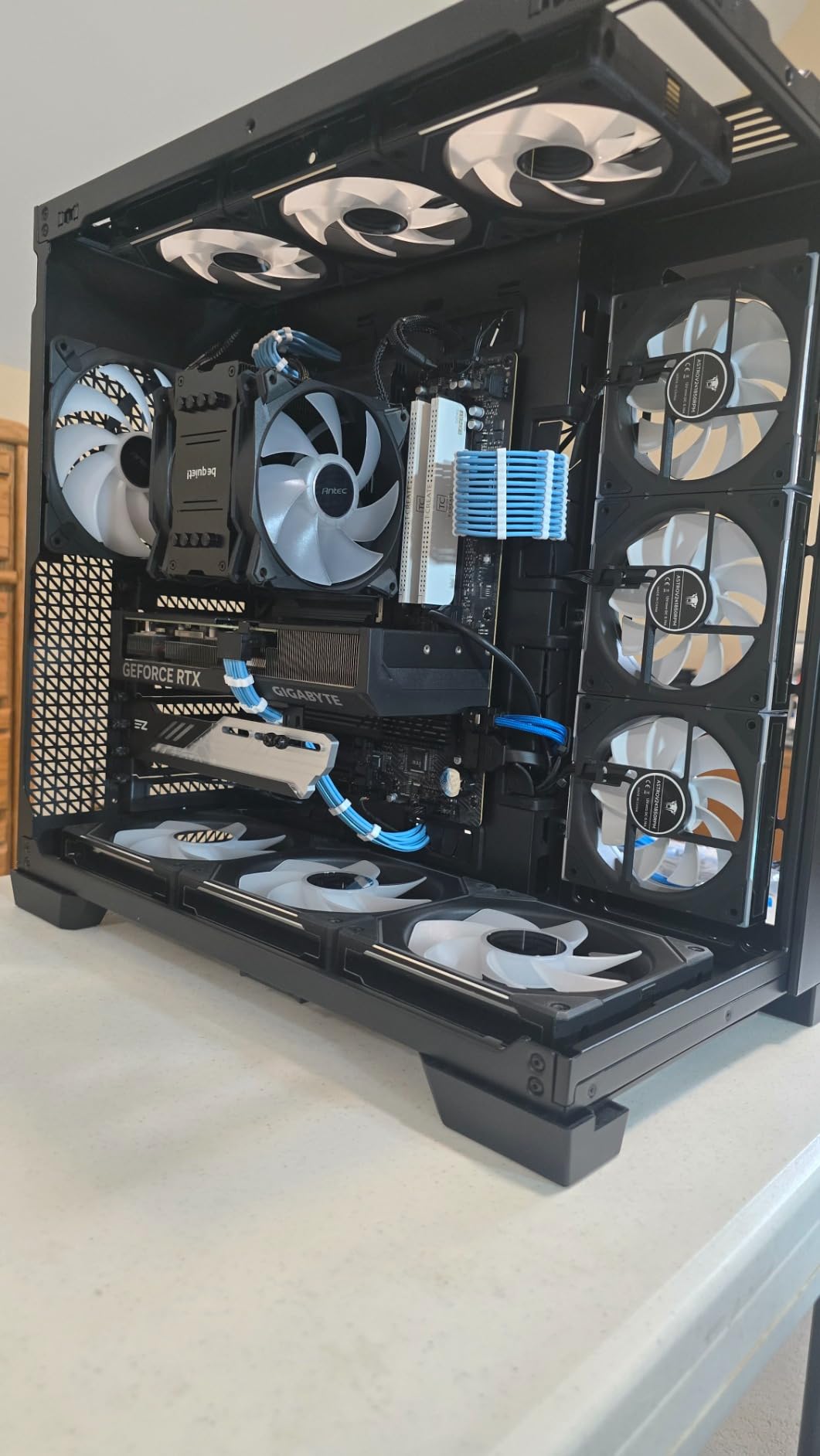 Lian Li UNI Fan SL-Infinity 120mm SLIN120 Triple Pack Black with Controller customer photo 2