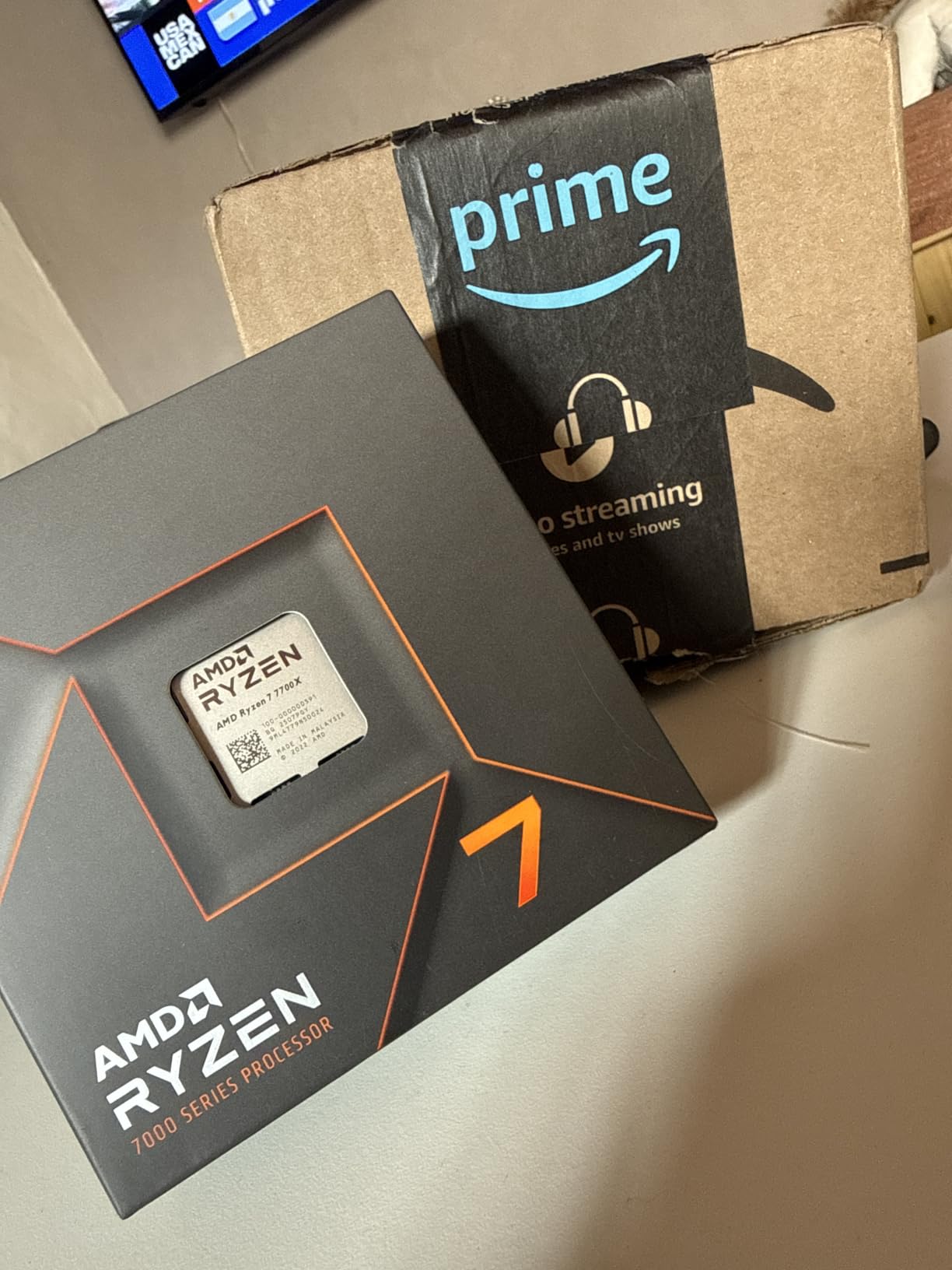 AMD Ryzen 7 7700X 8-Core, 16-Thread Unlocked Desktop Processor customer photo 2