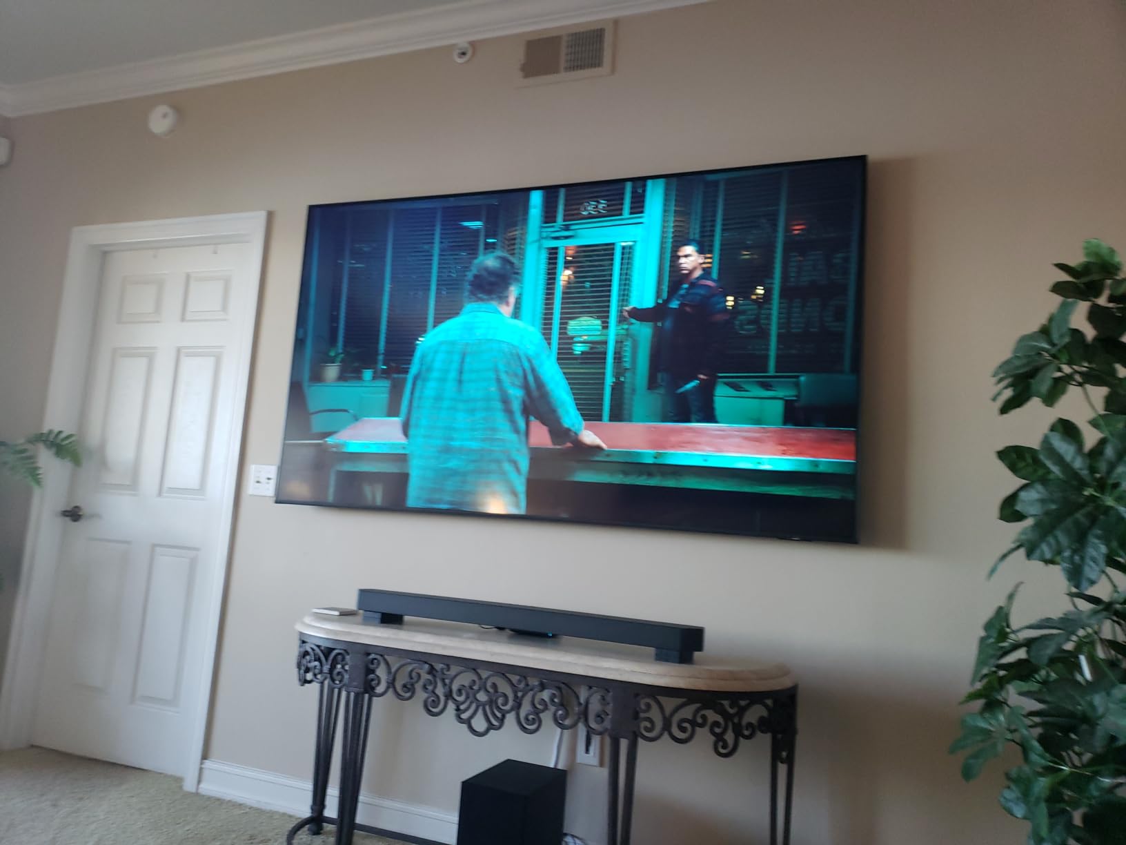 SAMSUNG 85-Inch Class QLED 4K Q70C Series Quantum HDR, Dual LED, Object Tracking Sound Lite, Q-Symphony, Motion Xcelerator Turbo+, Gaming Hub, Smart TV with Alexa Built-in (QN85Q70C, 2023 Model),Black customer photo 2