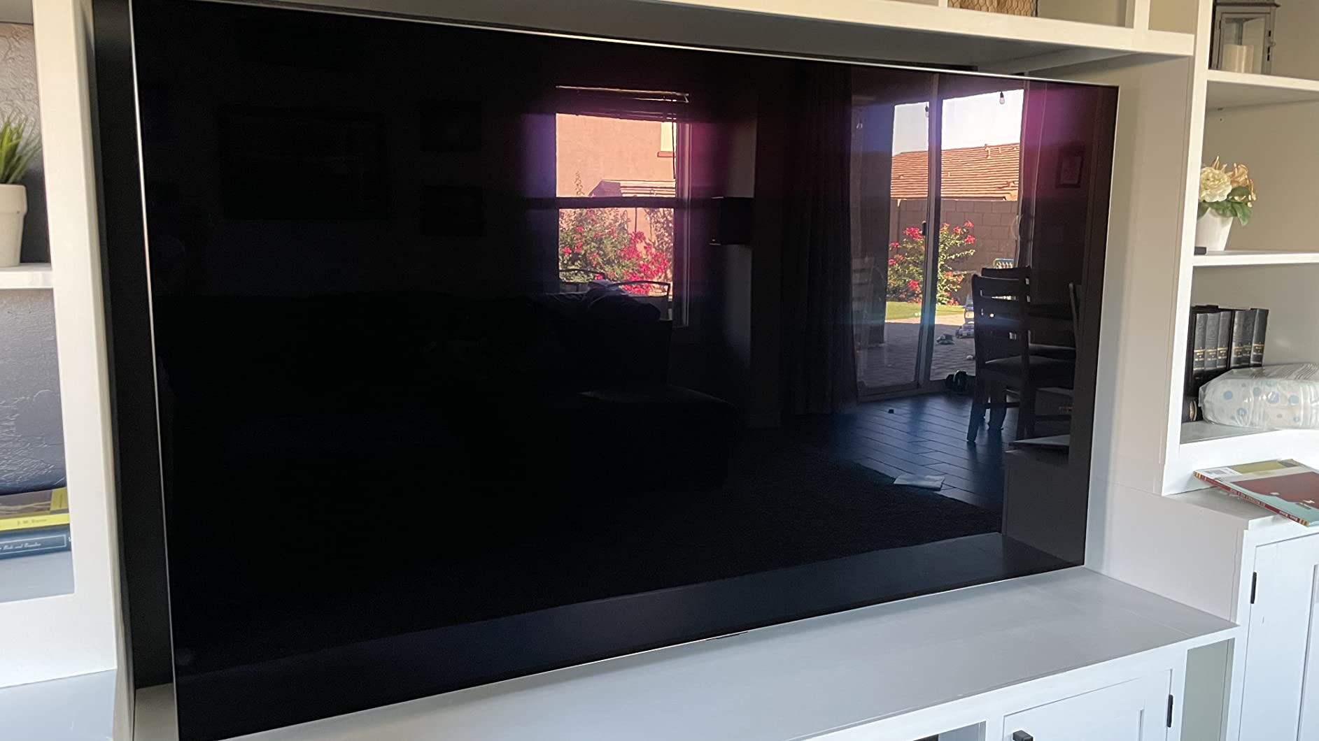 LG C3 Series 77-Inch Class OLED evo Smart TV OLED77C3PUA, 2023 - AI-Powered 4K, Alexa Built-in customer photo 2