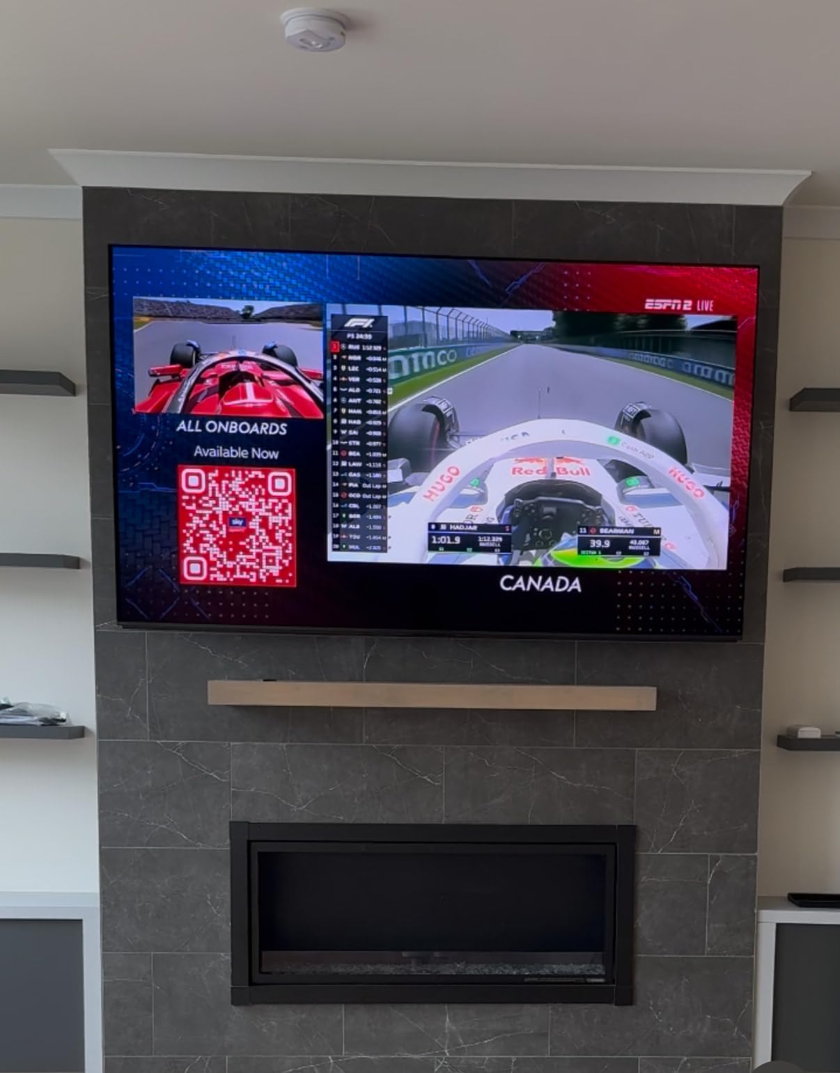 Sony QD-OLED 77 inch BRAVIA XR A95L Series 4K Ultra HD TV: Smart Google TV with Dolby Vision HDR and Exclusive Gaming Features for The PlayStation® 5 XR77A95L- Latest Model,Black customer photo 2