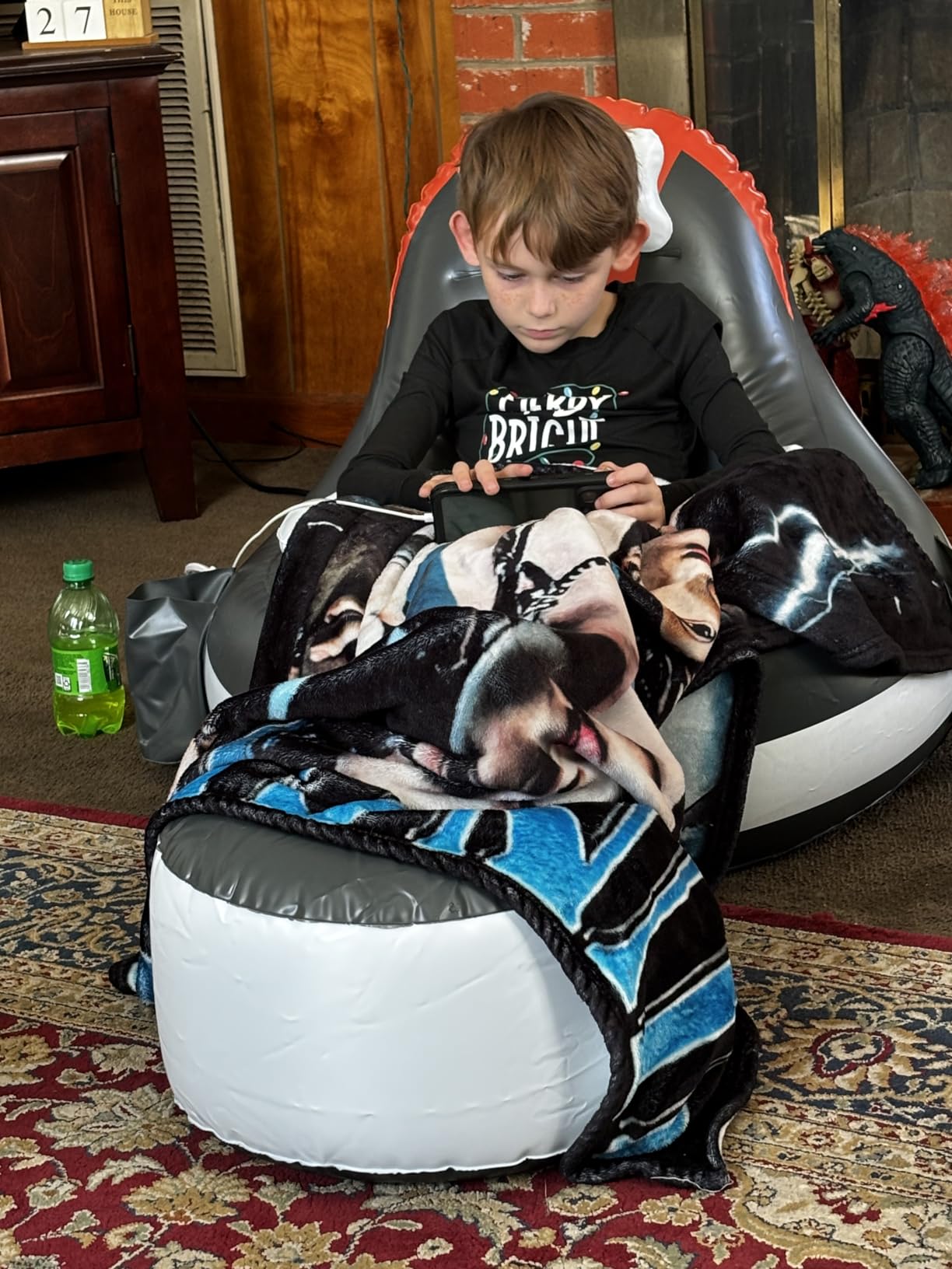 Inflatable Gaming Chair for Kids – Supports Up to 300 lbs, Includes Air Pump, Cup Holder, 2 Pockets – Durable Bean Bag Seat, Comfy Kids Gaming Chair & Top Gamer Chairs for Kid Room customer photo 2