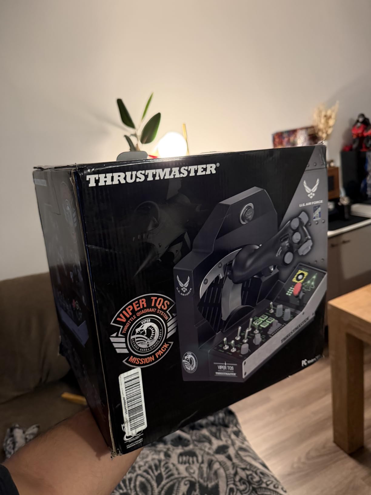 Thrustmaster Viper TQS Mission Pack Metal Throttle Quadrant System - PC customer photo 1