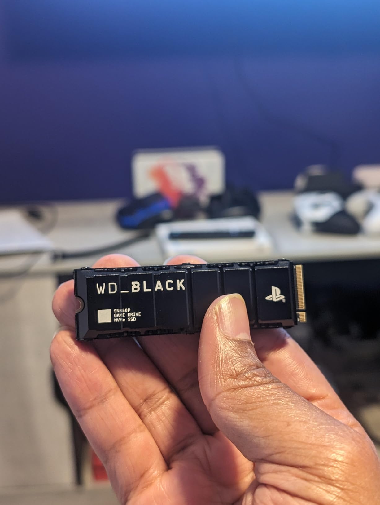WD_BLACK 1TB SN850P NVMe M.2 SSD Officially Licensed Storage Expansion for PS5 Consoles, up to 7,300MB/s, with heatsink - WDBBYV0010BNC-WRSN customer photo 1