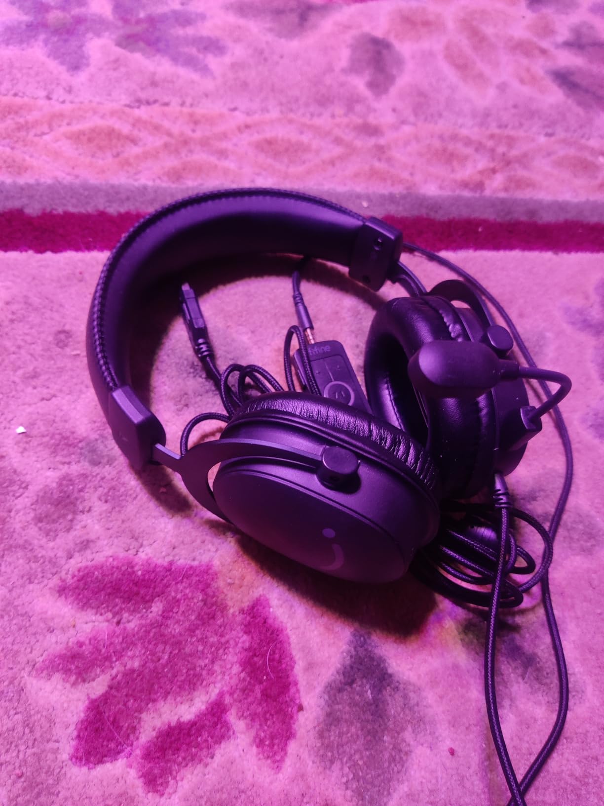 FIFINE H9 Wired Gaming Headset with Microphone, 3.5mm and USB Connectivity customer photo 1