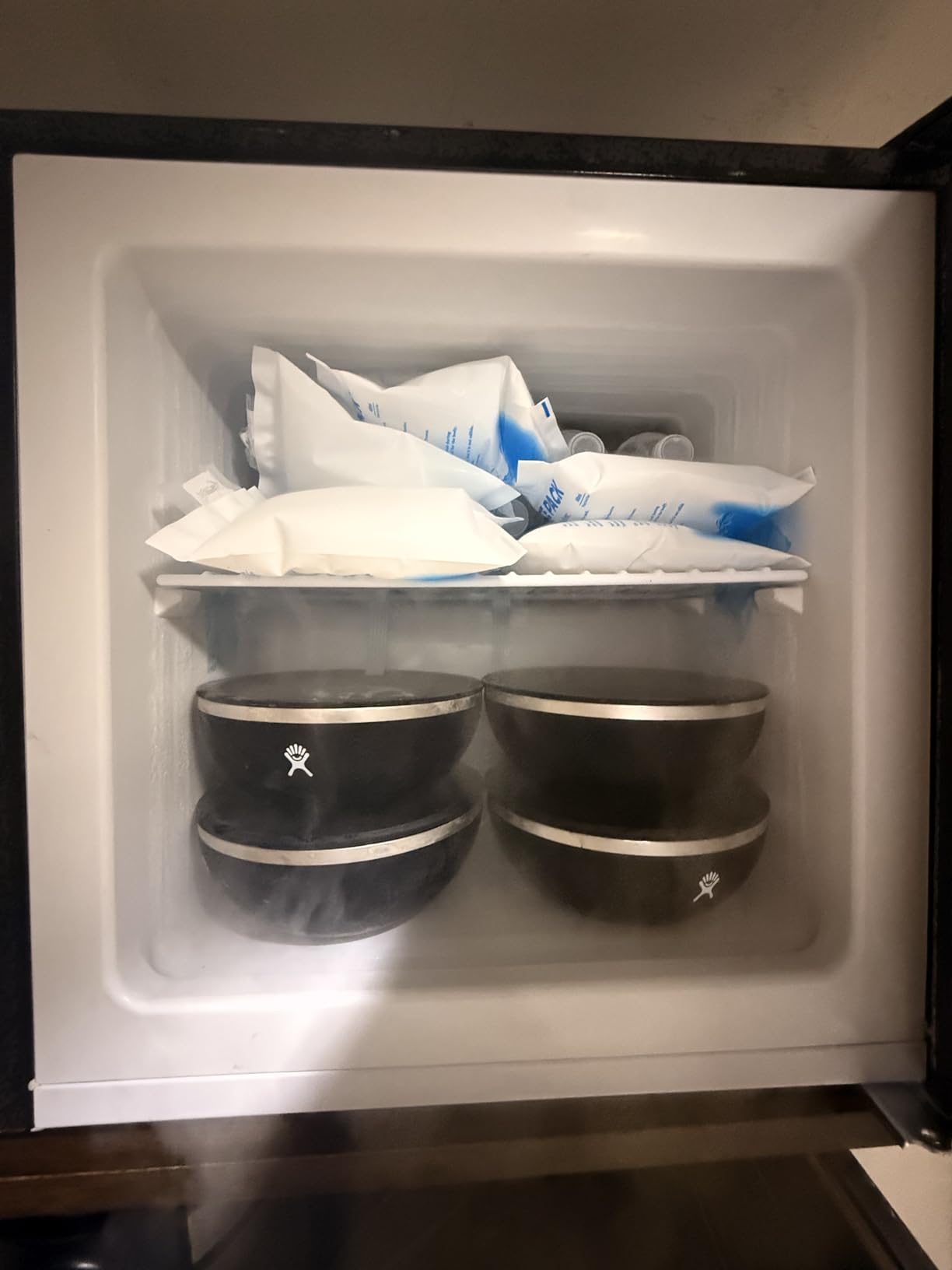 BANGSON 1.1 Cu.ft Upright Mini Freezer for Dorms Apartment, Silver customer photo 2