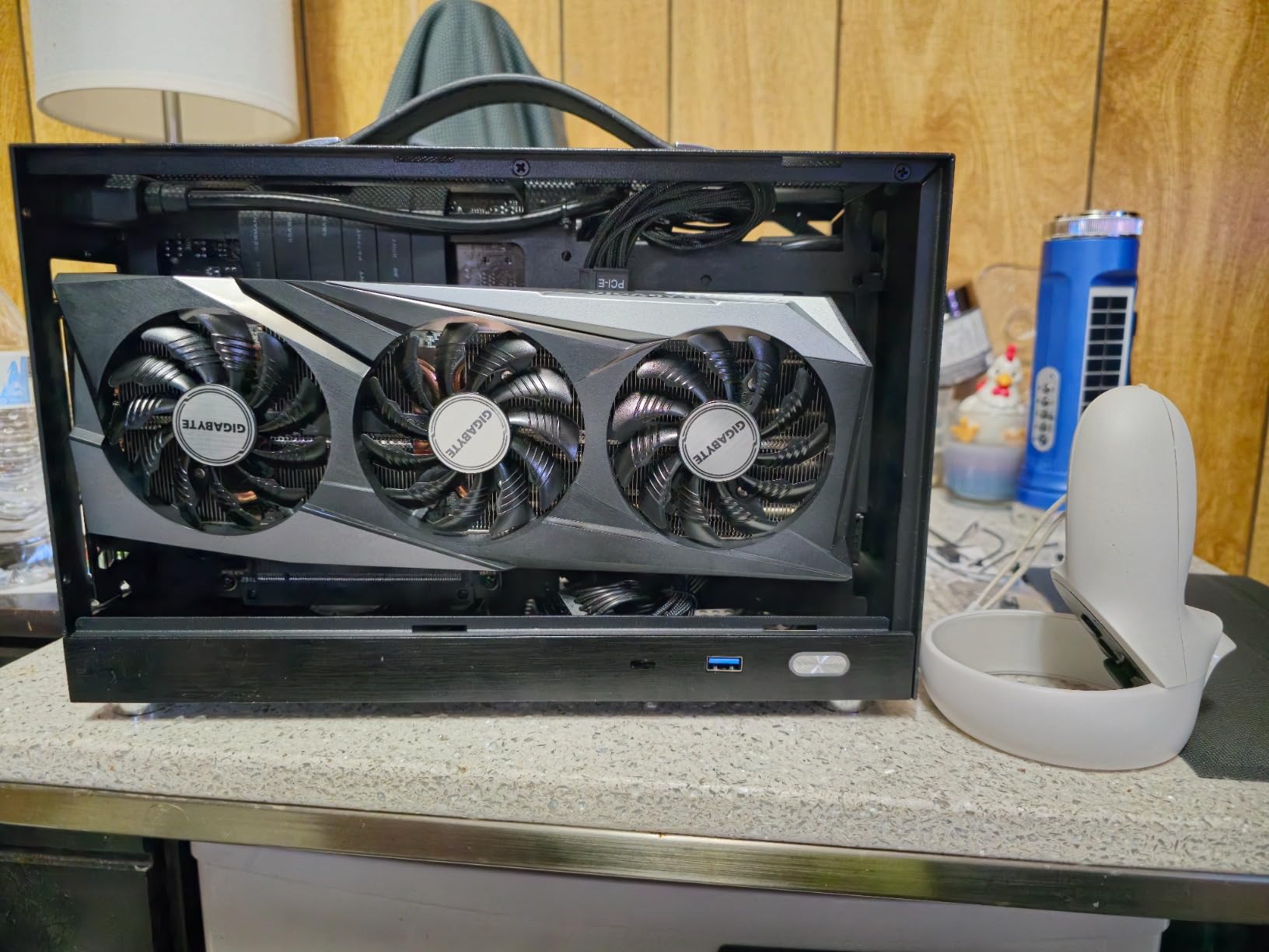 Gigabyte GV-R76GAMING OC-8GD Radeon RX 7600 Gaming OC 8G Graphics Card, 3X WINDFORCE Fans 8GB 128-bit GDDR6, Video Card customer photo 2