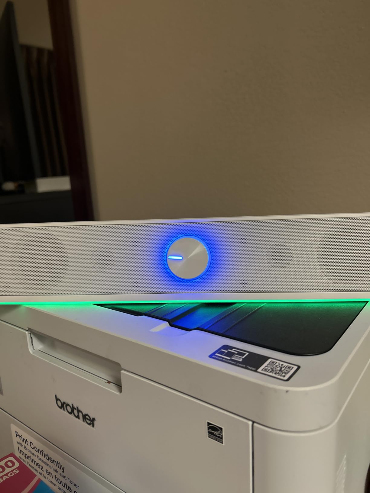 Redragon GS560 RGB Desktop Soundbar, Dynamic Lighting Bar with Audio Sync customer photo 2