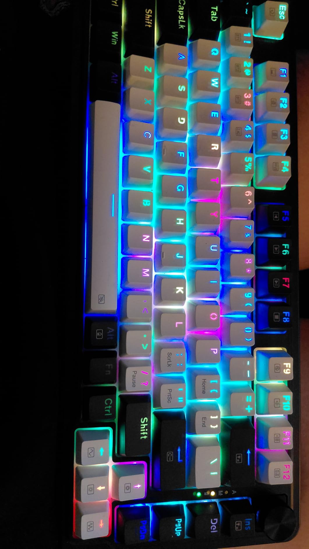 Redragon K673 PRO Wireless 81-Key RGB Gasket Gaming Keyboard, Scroll Knob customer photo 1