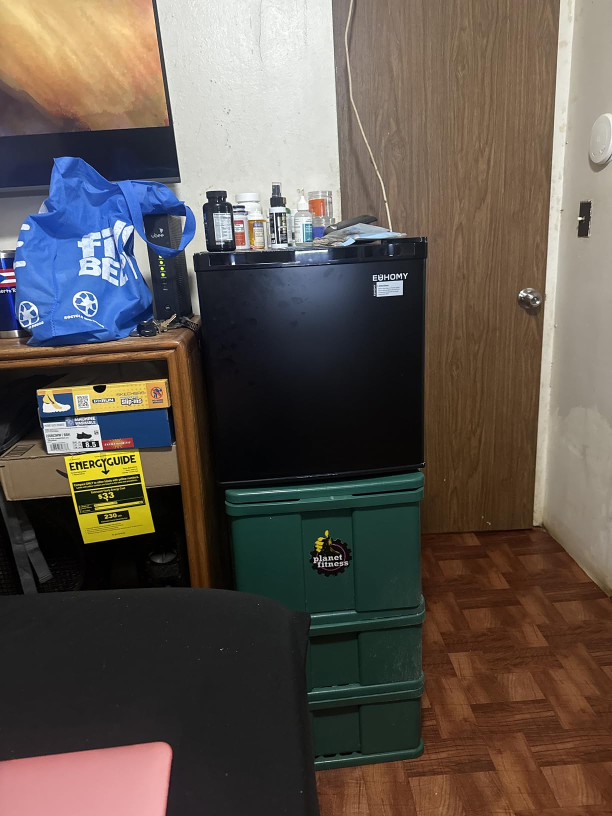 EUHOMY 1.7 Cu.Ft Mini Fridge, Reversible Door Compact Refrigerator, Black customer photo 2