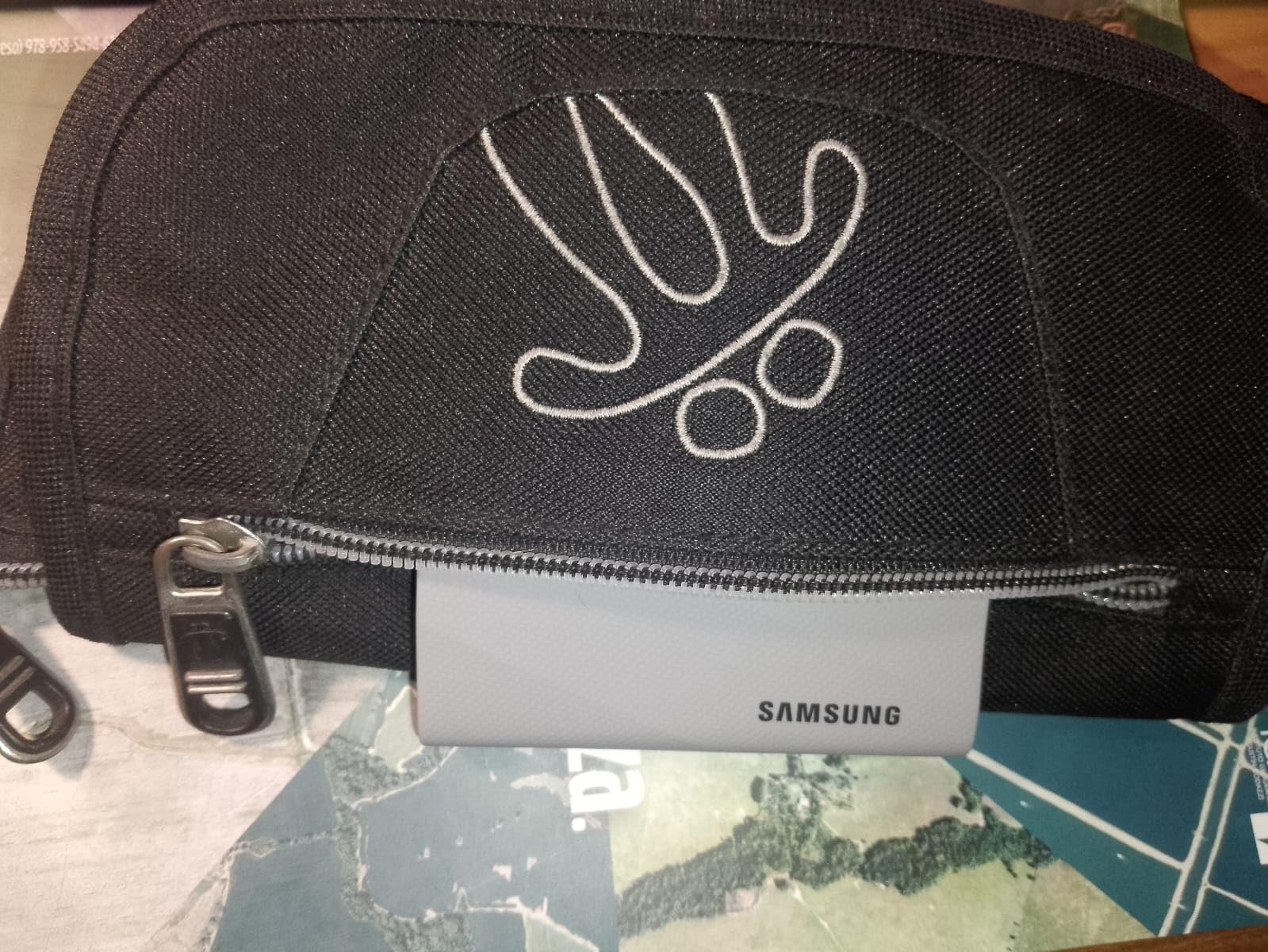 Samsung T9 Portable SSD 2TB, USB 3.2 Gen 2x2 External SSD, Up to 2,000 MB/s customer photo 1