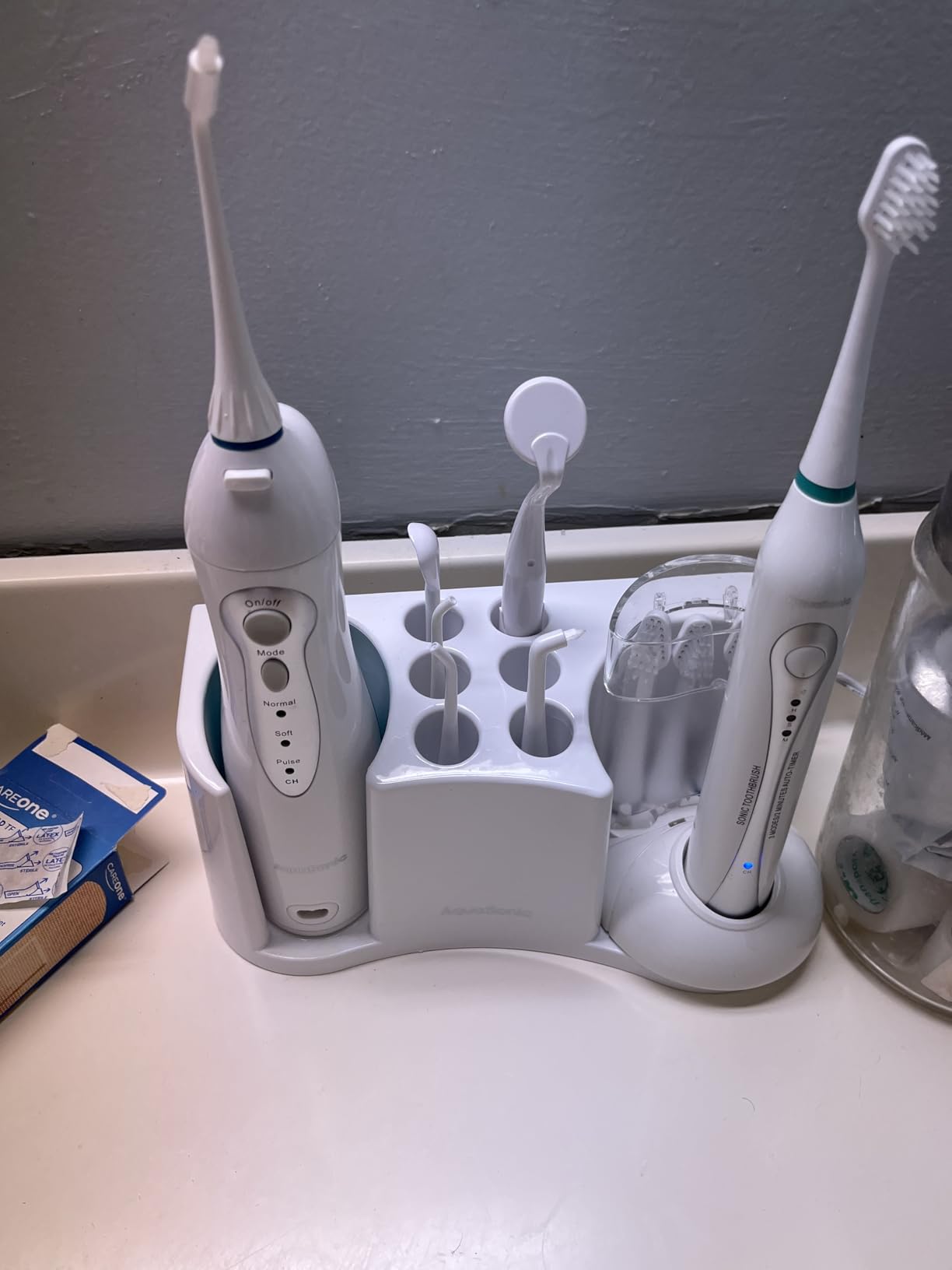 AquaSonic Home Dental Center Rechargeable Power Toothbrush & Smart Water Flosser - Complete Family Oral Care System - 10 Attachments and Tips Included - Various Modes & Timers (Black) customer photo 1