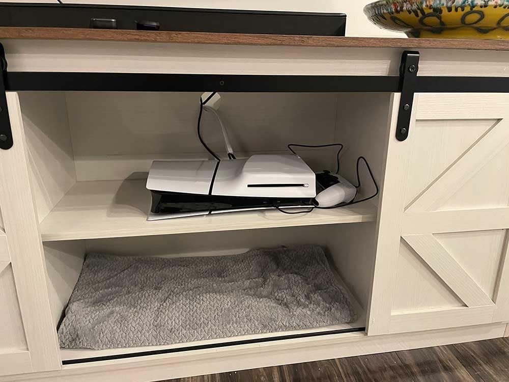 PlayStation®5 Console – Call of Duty® Modern Warfare® III Bundle customer photo 1