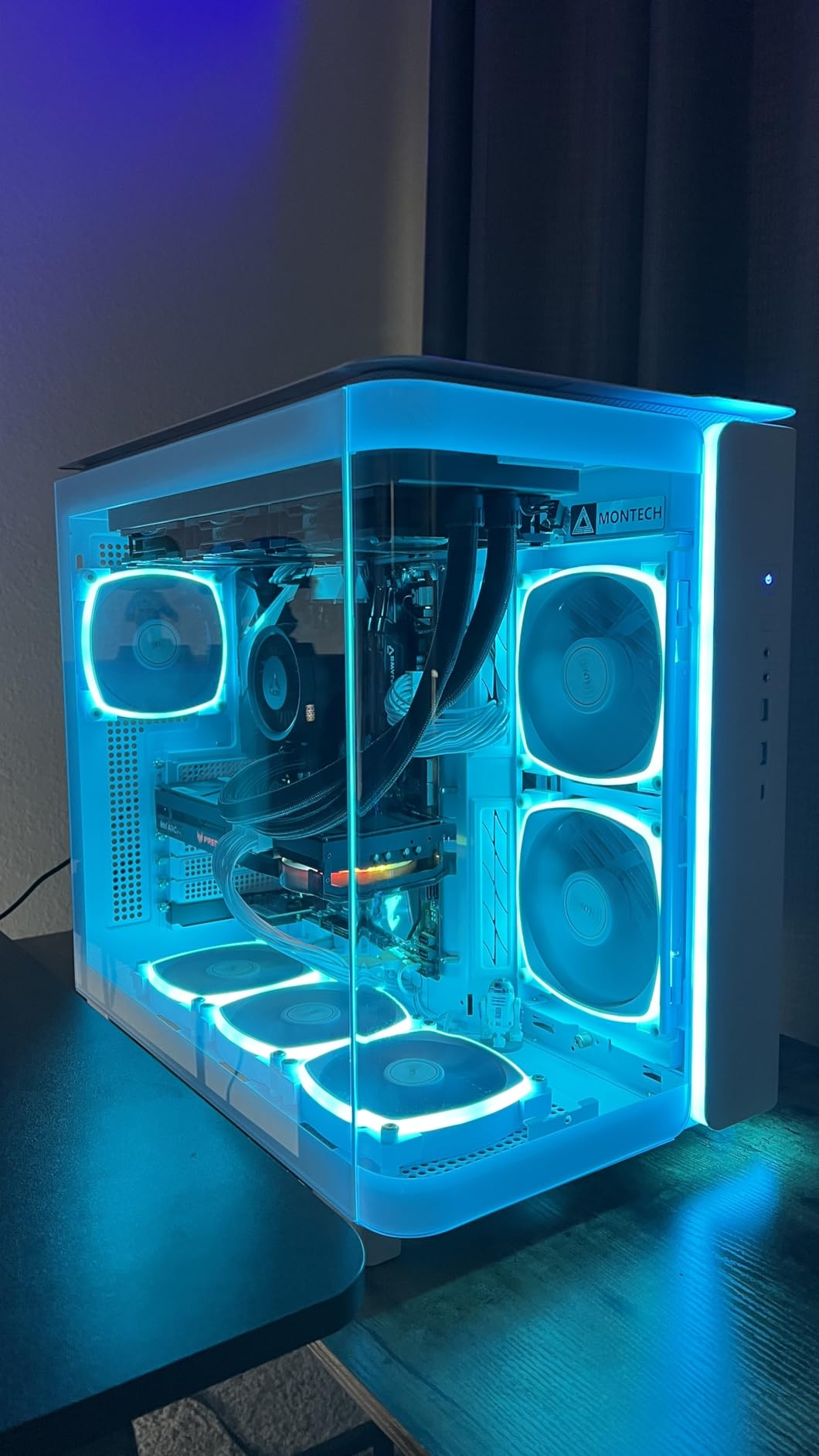 MONTECH King 95 PRO Curved Dual-Chamber ATX PC Case, 6 ARGB Fans, Black customer photo 2