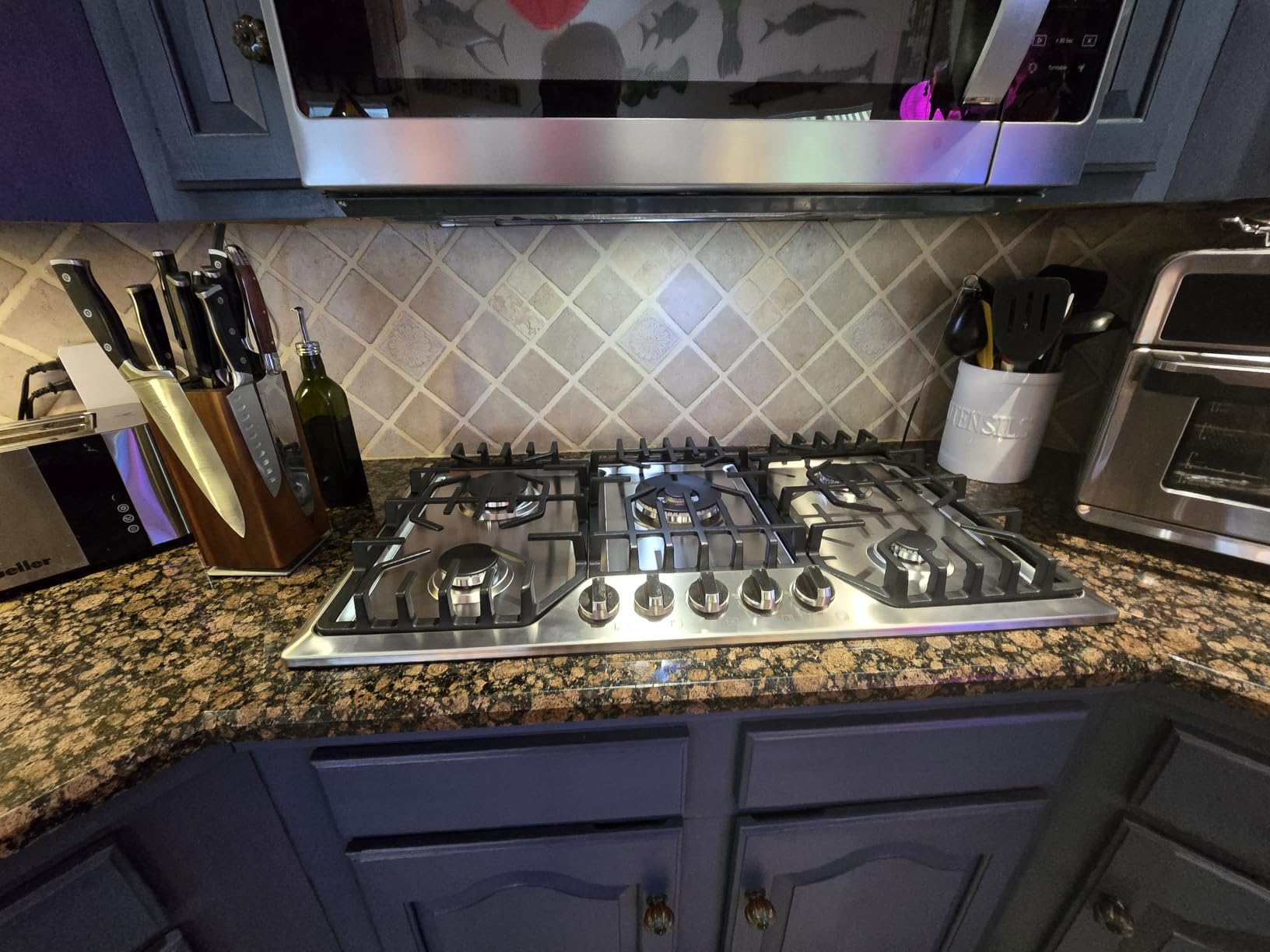 30 Inch Built-In Gas Cooktop with Griddle, 5 Italy SABAF Powerful Burners Over 92% High Efficiency, Max 48300BTU Gas Stove Top, 304 Stainless Steel Panel, NG/LPG Convertible, CSA Certified customer photo 1