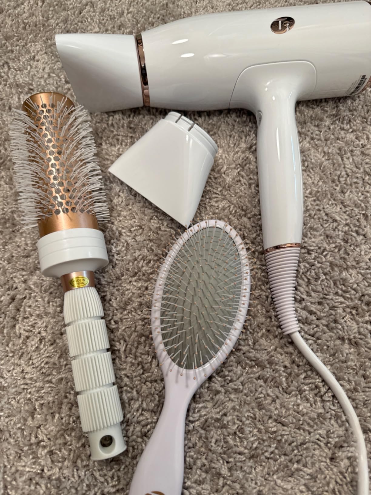 T3 AireLuxe Ionic Hair Dryer and Styling Set, Professional Blow Dryer customer photo 1