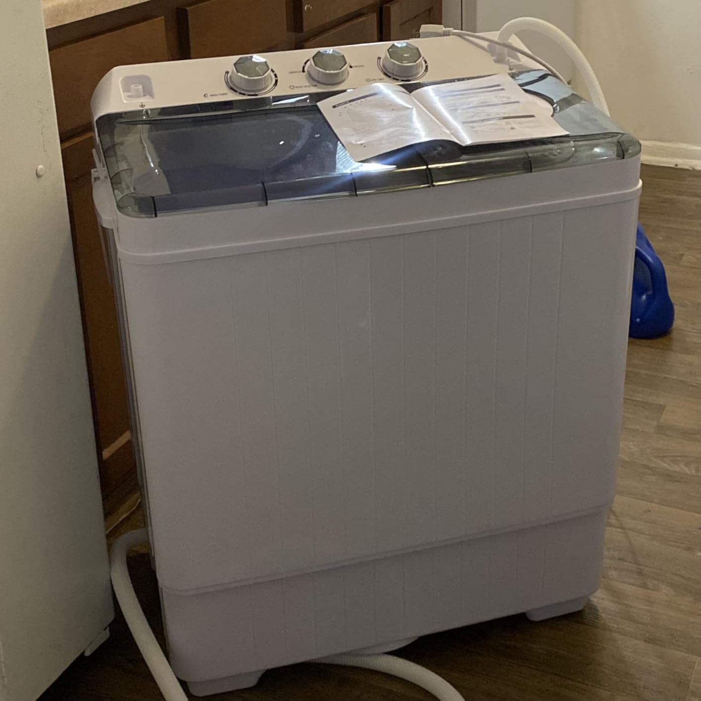 ROVSUN 11LBS Portable Washing Machine, Electric Washer and Dryer Combo with Washer(7lbs) & Spiner(4lbs) & Gravity Draining for Home RV Camping Dorm College Apartment customer photo 1