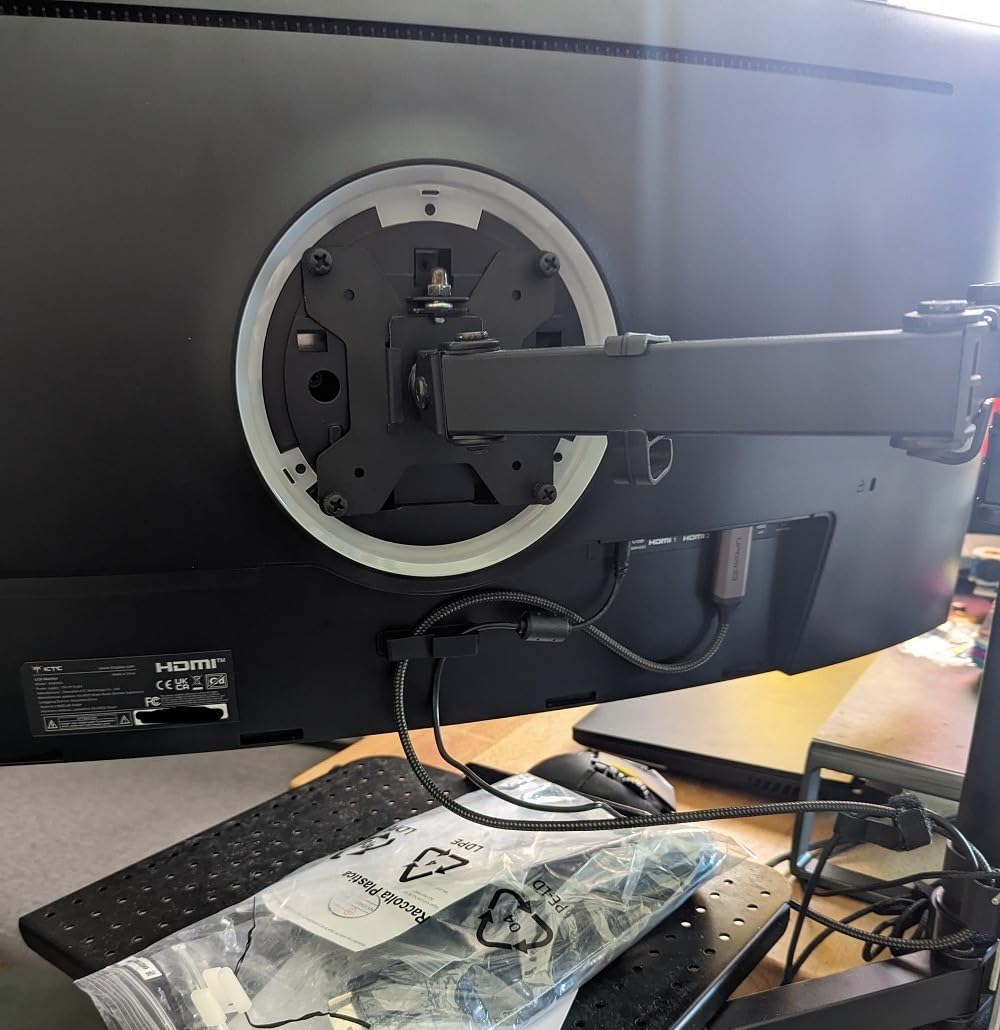 KTC 27 Inch 4K 160Hz Gaming Monitor, UHD Fast IPS, H27P22S customer photo 1