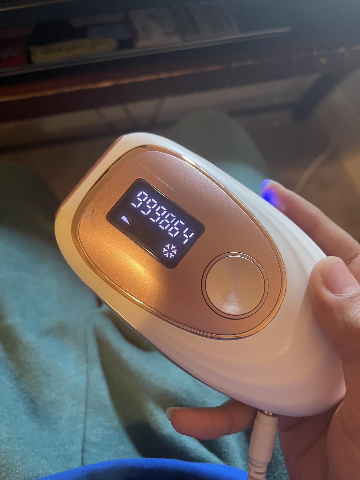 LYSMOSKI Laser Hair Removal, IPL Hair Removal with Ice-Cooling System for Painless & Long-Lasting Result, Safe At-Home Hair Remover Device for Armpits Back Legs Arms Face Bikini Line, Rose Gold customer photo 1