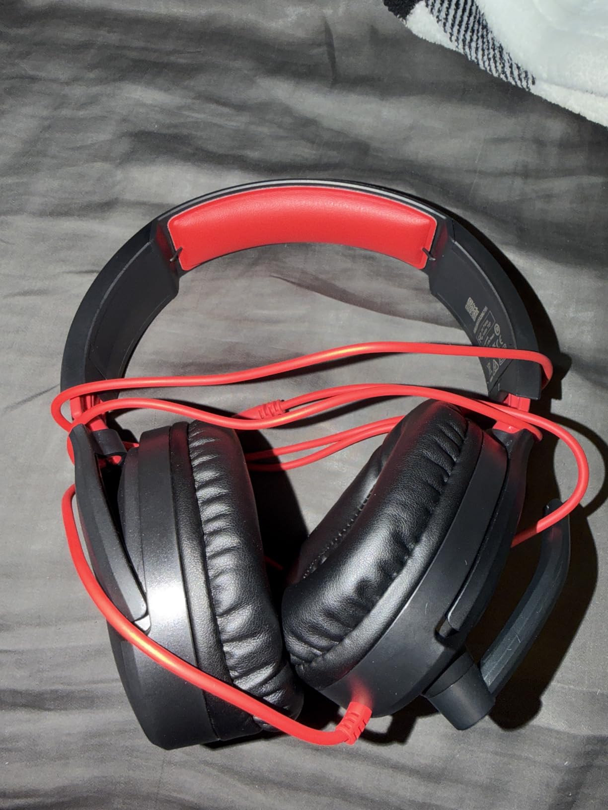 Turtle Beach Recon 70 Wired Multiplatform Gaming Headset for PS5, PC, Xbox customer photo 2