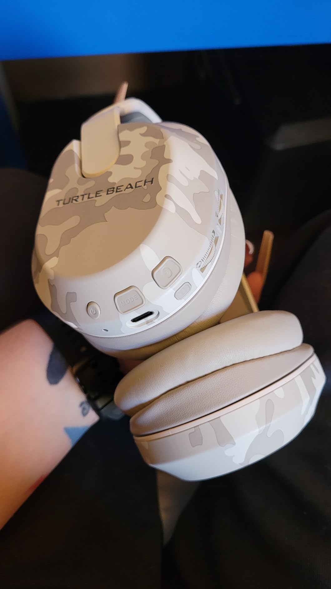 Turtle Beach Stealth 500 Wireless Multiplatform Gaming Headset for Xbox, PC customer photo 2