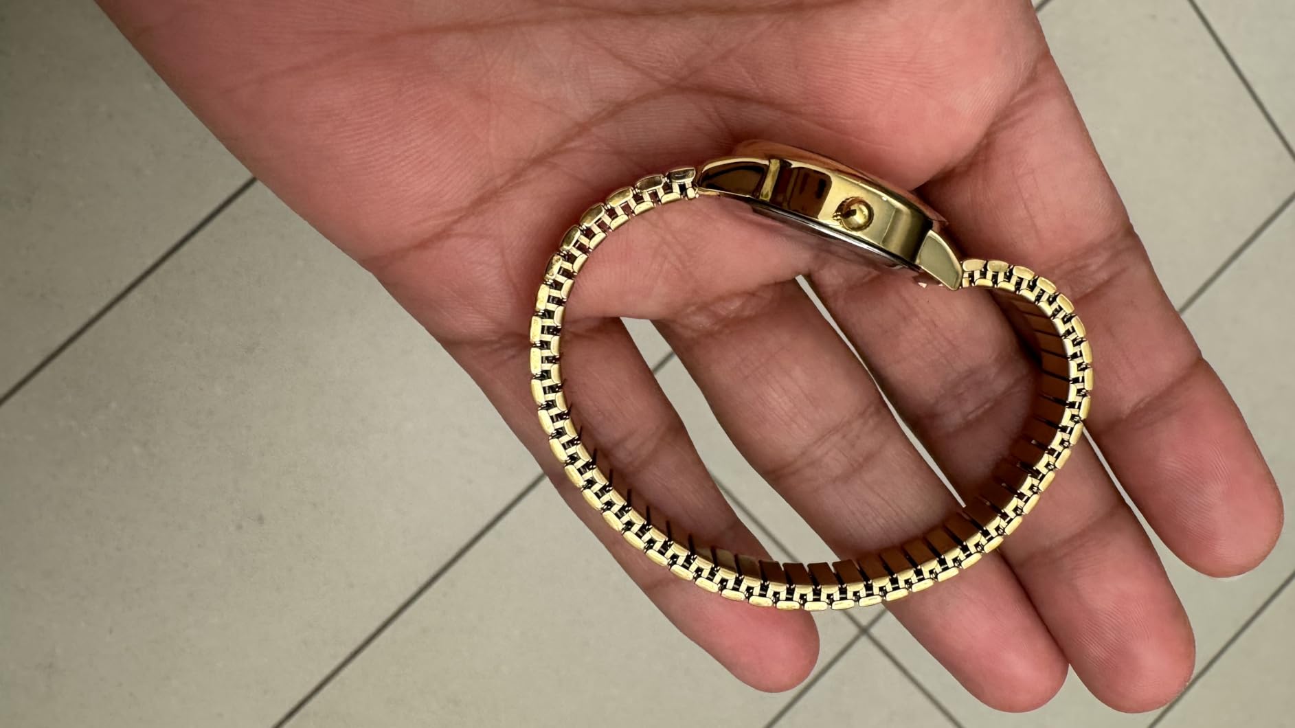 BOFAN Small Gold Watches for Women Easy Read Ladies Quartz Wrist Watch with Stainless Steel Expansion Band,Waterproof. customer photo 1