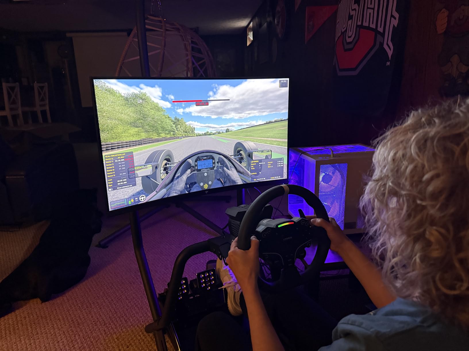 ARES WING Racing Simulator Cockpit with TV Mount, Sim Racing Wheel Stand customer photo 2