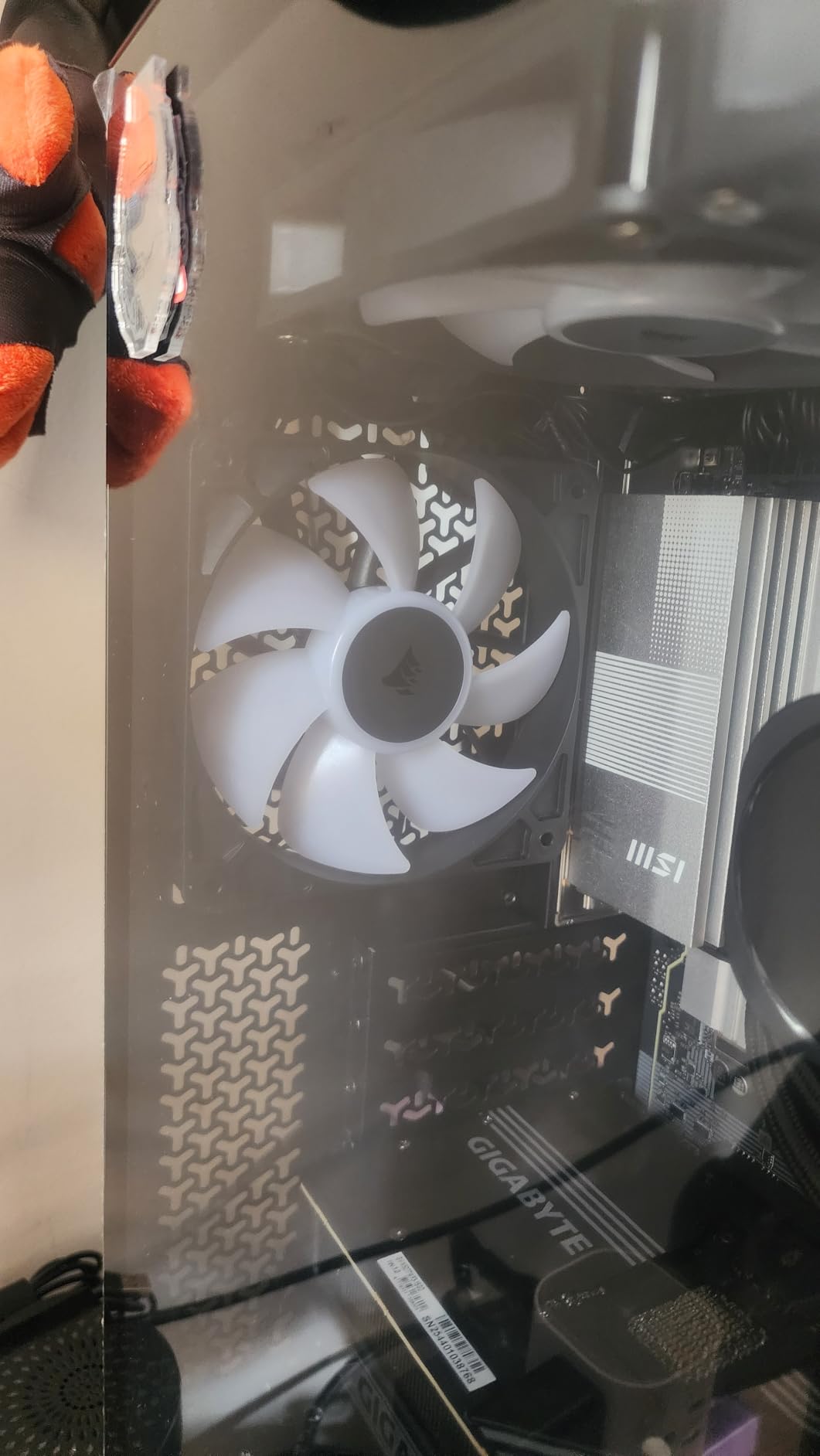 CORSAIR RS140 ARGB 140mm PWM Fans – Daisy-Chain Connection – Low-Noise – Magnetic Dome Bearing – Dual Pack – Black customer photo 1