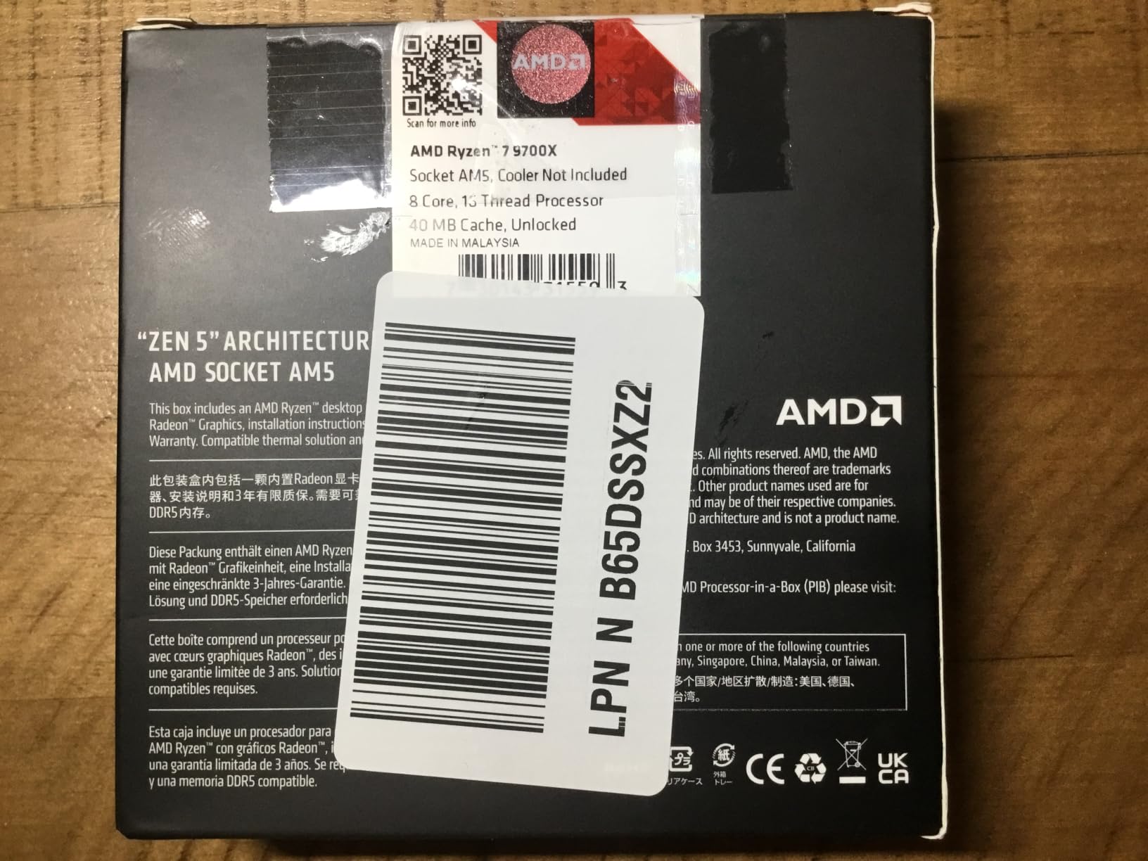 AMD Ryzen™ 7 9700X 8-Core, 16-Thread Unlocked Desktop Processor customer photo 1
