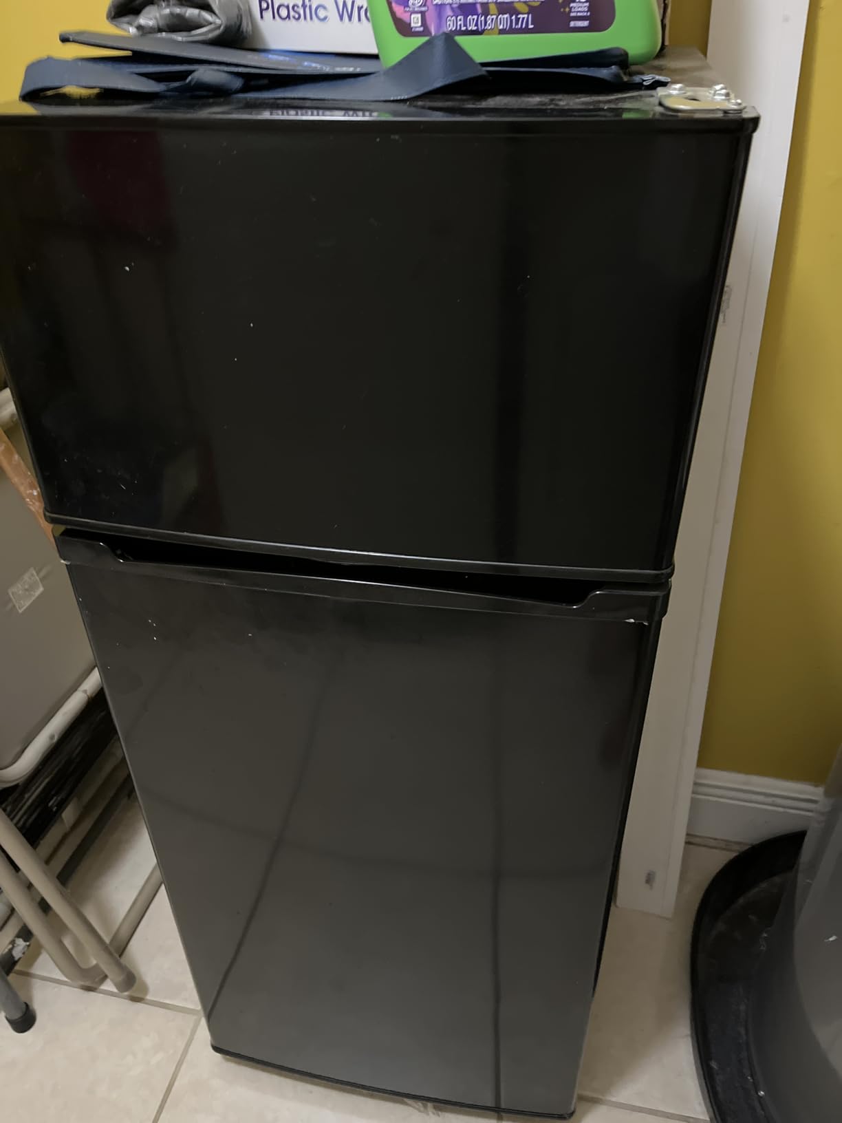 Tehanld 4.5 Cu.Ft Mini Fridge Freezer for Dorm/Office, 2-Door, Quiet customer photo 1