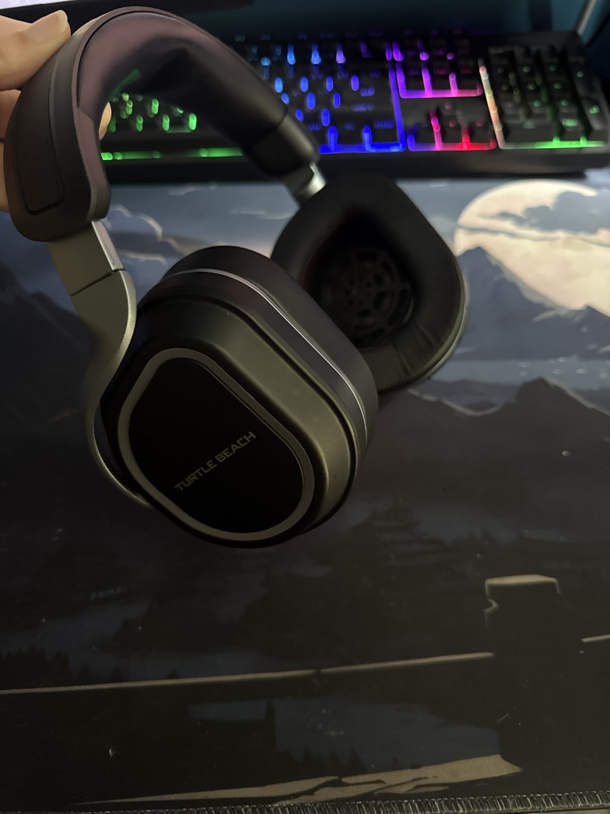 Turtle Beach Stealth 700 Wireless Gaming Headset for Xbox, PS5, PC, Mobile customer photo 1