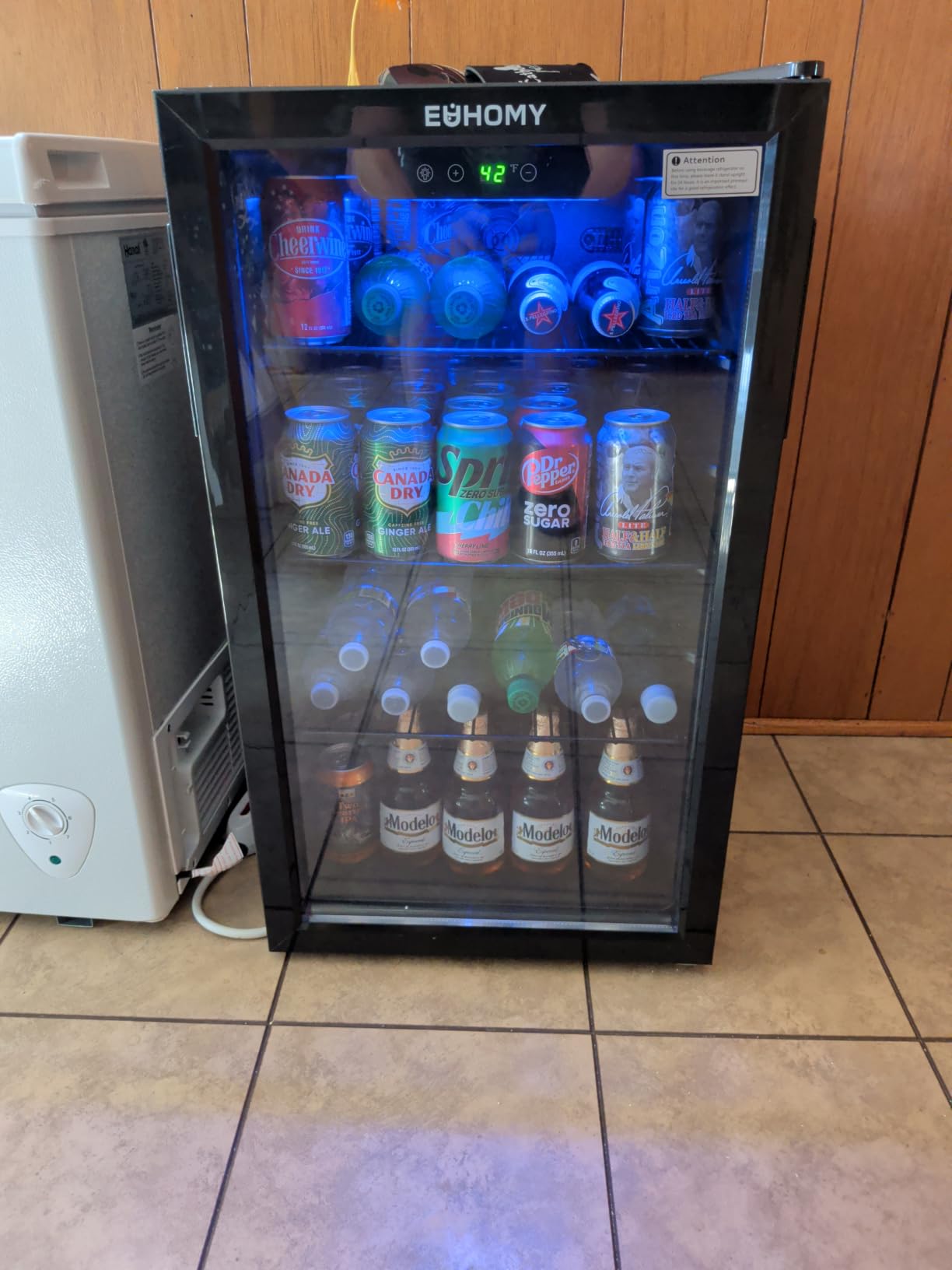 EUHOMY 145 Can Mini Fridge, 4.5 Cu.ft Beverage Refrigerator with Glass Door customer photo 2