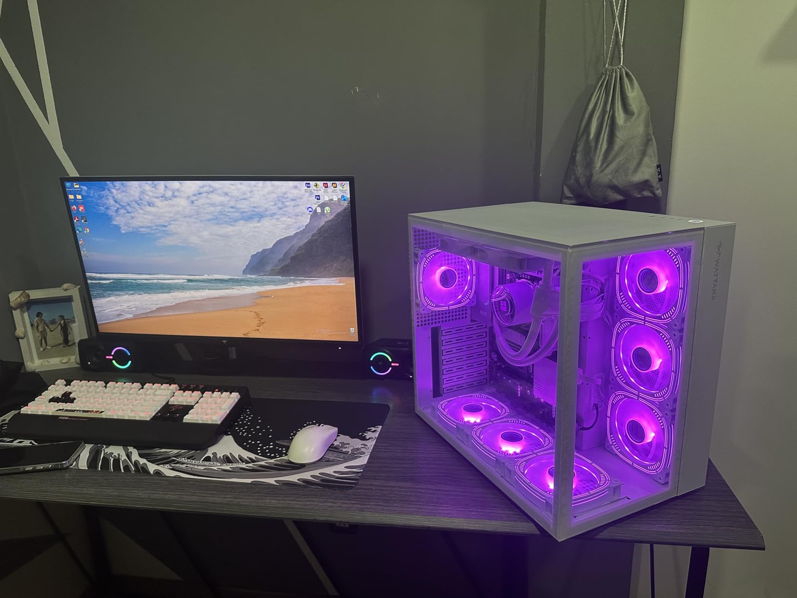Intel® Core™ Ultra 5 Desktop Processor 245K 14 cores (6 P-cores + 8 E-cores) up to 5.2 GHz customer photo 1