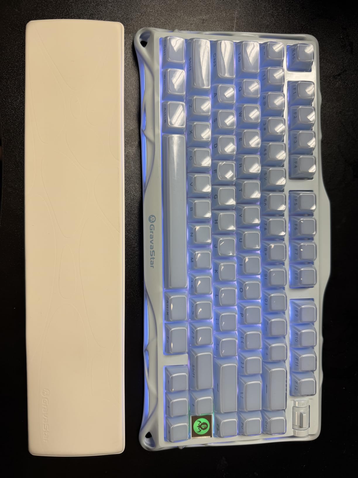 GravaStar Mercury K1 75% Wireless Mechanical Gaming Keyboard RGB Backlit customer photo 2