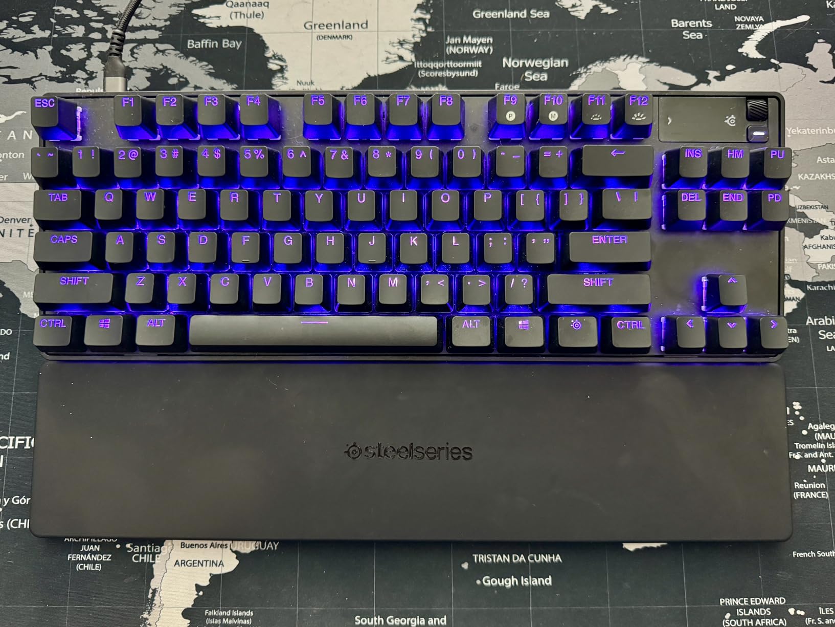 SteelSeries Apex Pro TKL Gen 3 Gaming Keyboard - OmniPoint 3.0 Analog Magnetic Switches, Quickset Auto-Presets (Rapid Trigger, Rapid Tap/SOCD, Protection Mode), OLED, RGB, PBT Keycaps, USB-C, Black customer photo 2