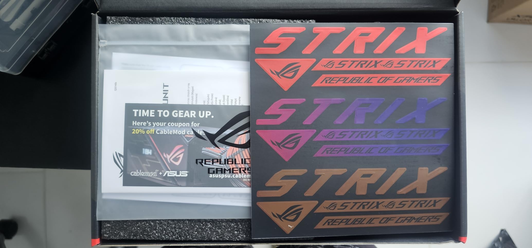 ASUS ROG Strix 1000W Platinum (Fully Modular Power Supply, 80 Plus Platinum Certified, ATX 3.1, Cybenetics Lambda A+, GaN MOSFET, GPU-First Intelligent Voltage Stabilizer, 10-Year Warranty) customer photo 1