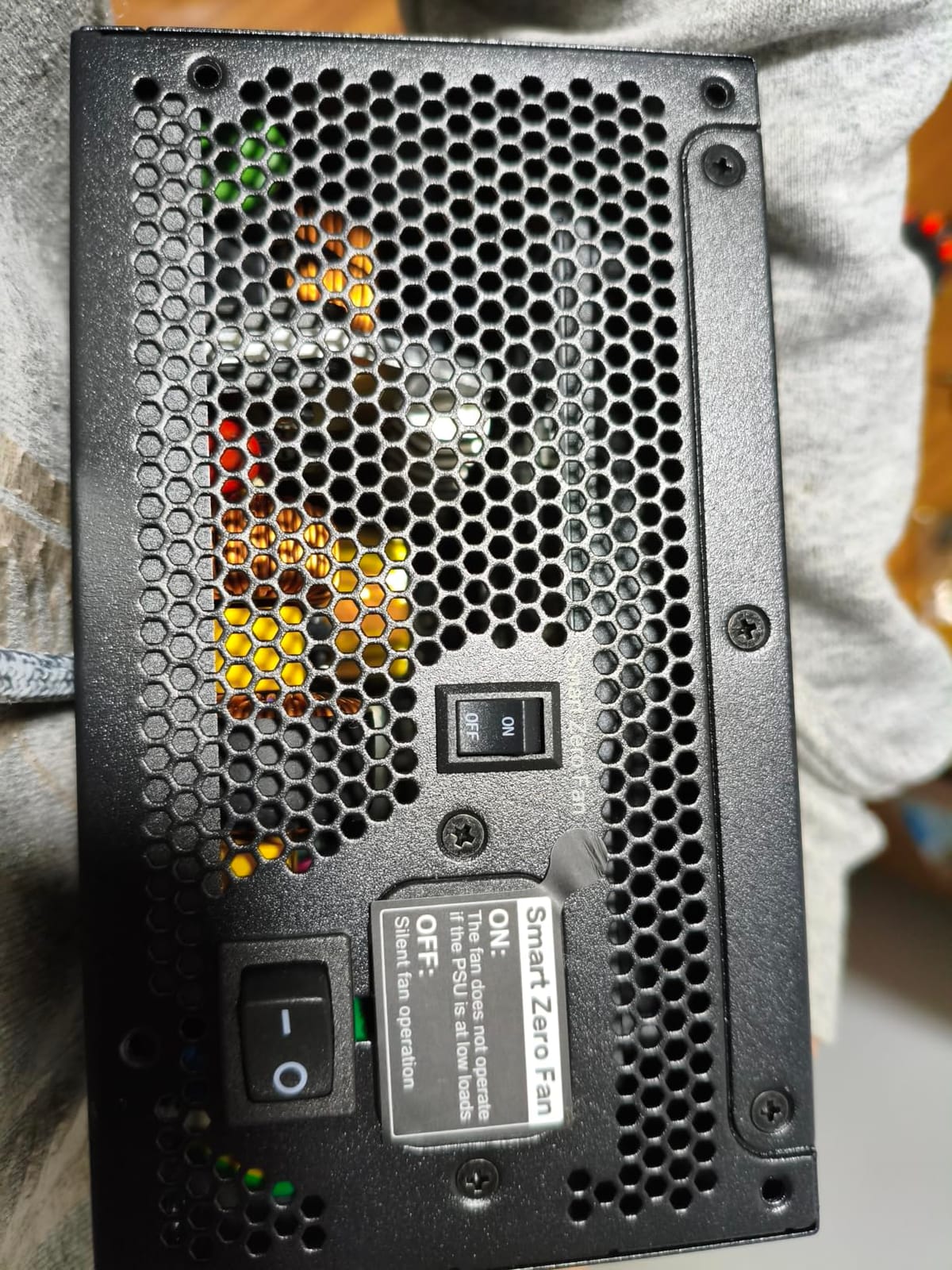 Thermaltake Toughpower GT 850W ATX 3.1 Standard Power Supply; 80 Plus Gold Efficiency; Smart Zero Fan; Native 450W PCIe 5.1 Connector; PS-TPT-0850FNFAGU-3; 5 Year Warranty customer photo 2
