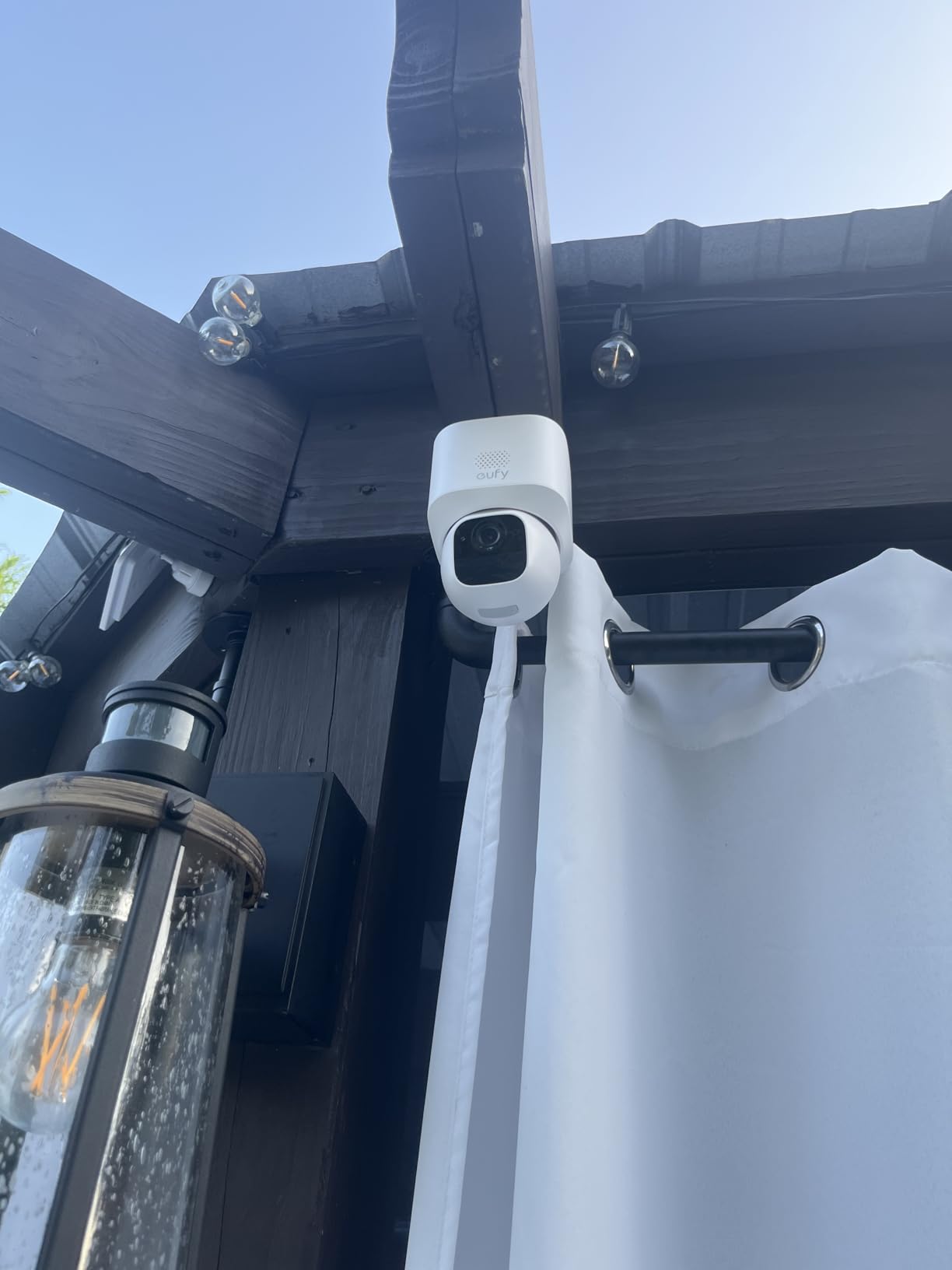 eufy Security SoloCam E30, 2K Solar Security Camera, 360° AI Tracking customer photo 1