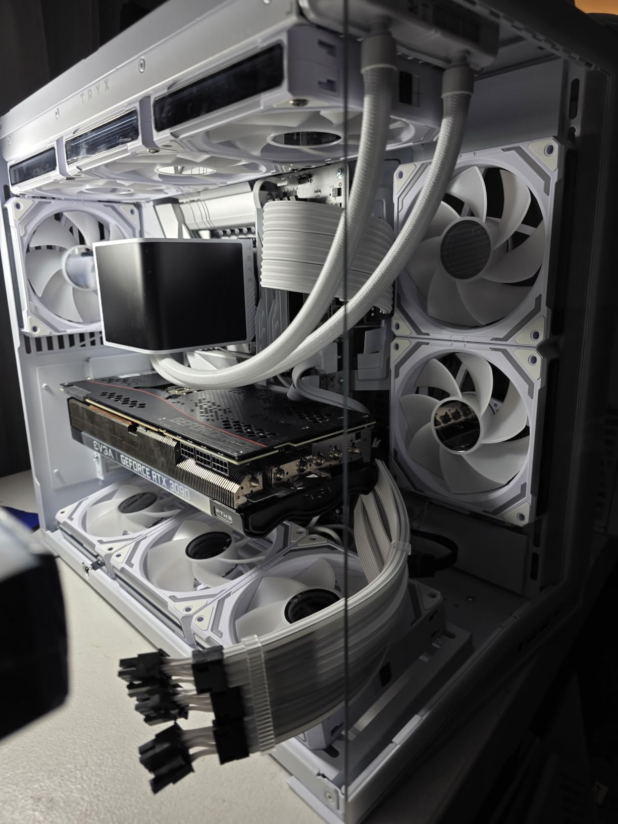 Seasonic Focus GX-1000 1000W Power Supply ATX 3.1 & PCIe 5.1 Ready customer photo 1