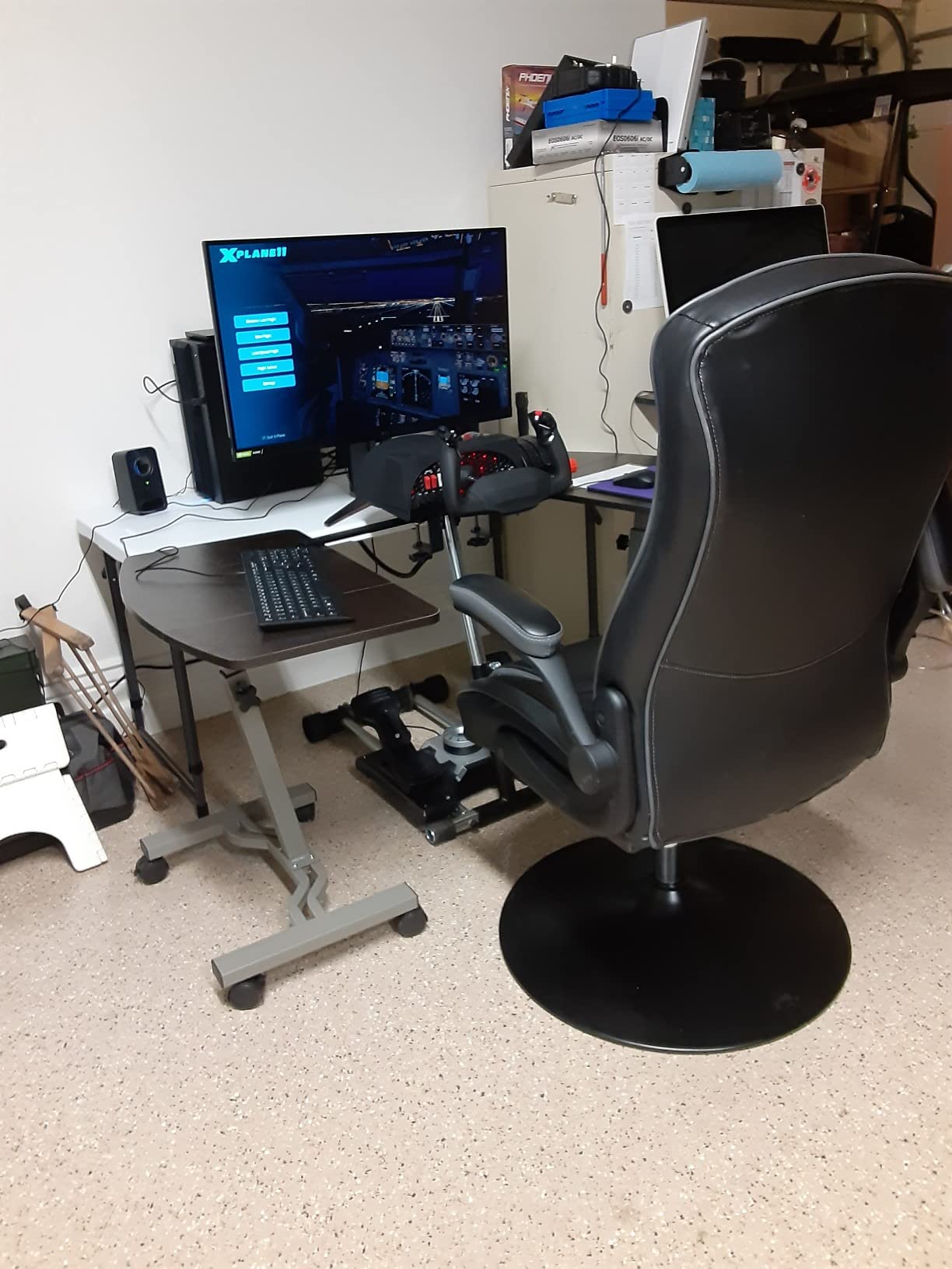Respawn 800 Console Rocker Gaming Chair, Swivel Seat with Lumbar Support customer photo 1