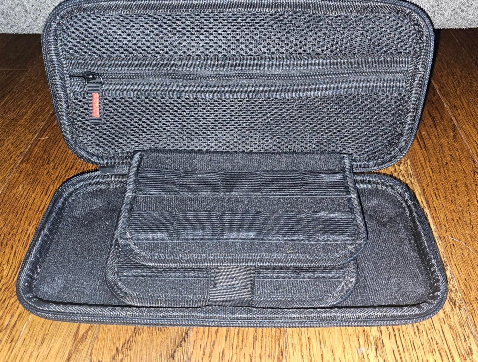 daydayup Switch Carrying Case Compatible with Nintendo Switch 2, with 24 Games Cartridges Protective Hard Shell Travel Carrying Pouch for Console & Accessories Playstation Vita Case customer photo 1