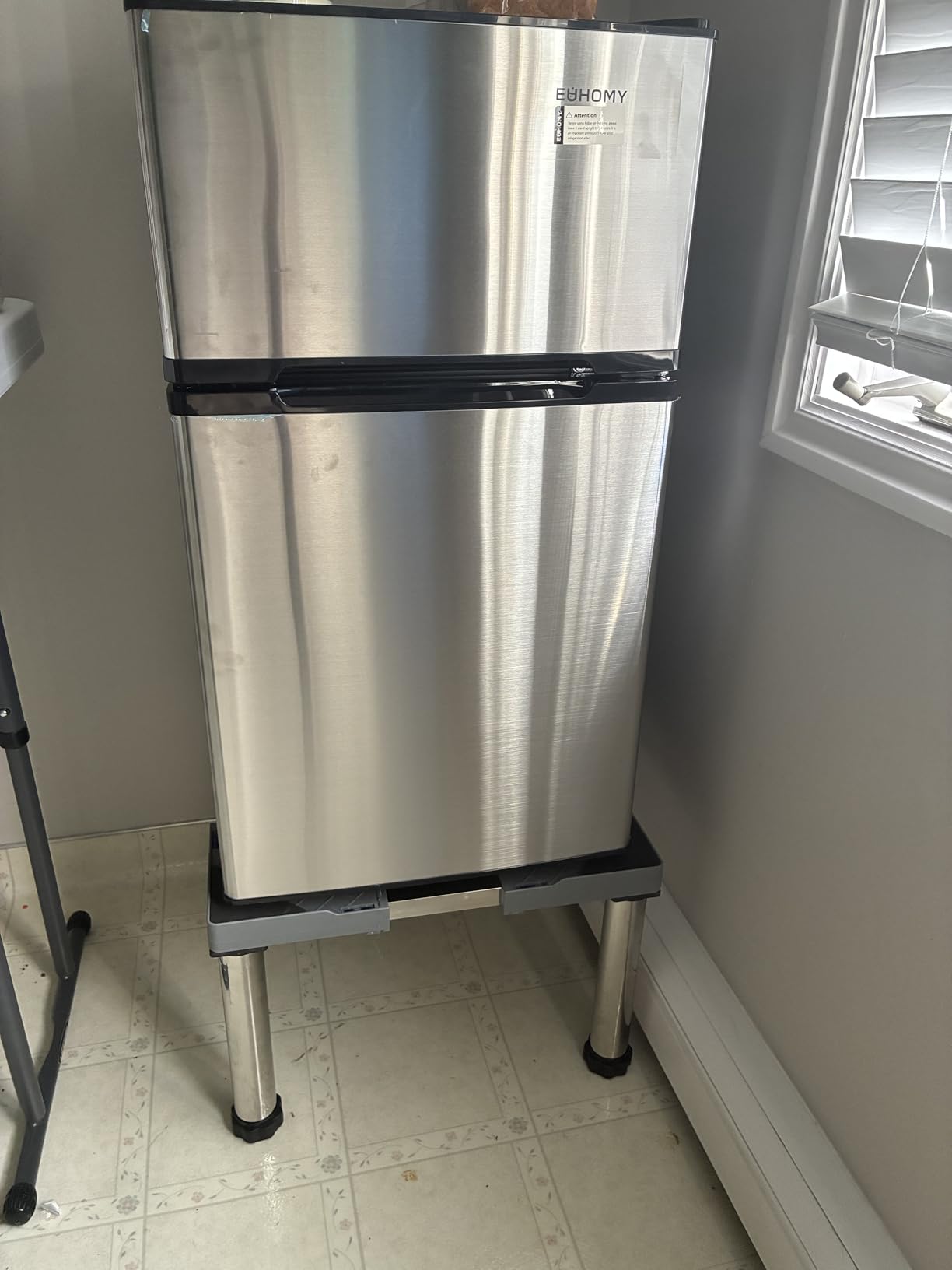EUHOMY 4.5 Cu.Ft Mini Fridge with Freezer, 2 Door Mini Refrigerator, Silver customer photo 2