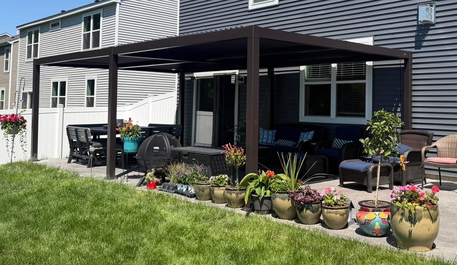 PURPLE LEAF Outdoor Louvered Pergola 11' x 23' Adjustable roof, Bronze customer photo 1