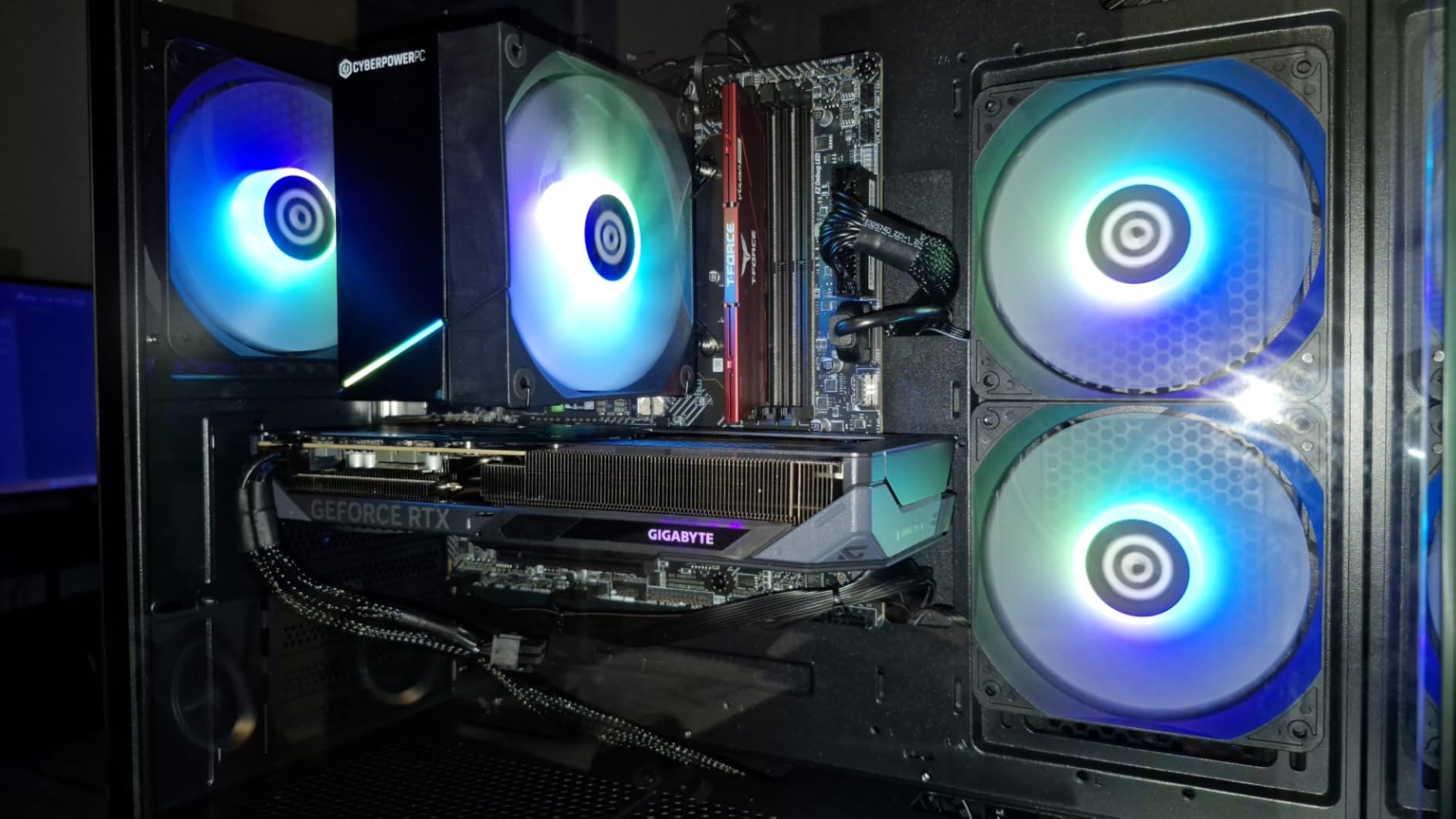 CyberPowerPC Gamer Xtreme VR Gaming PC, Intel Core i5-13400F 2.5GHz, GeForce RTX 5060 8GB, 16GB DDR5, 1TB PCIe 4.0 SSD, WiFi Ready & Windows 11 Home (GXiVR8060A40) customer photo 1
