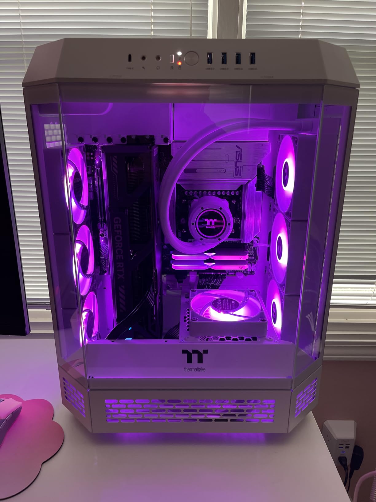 Thermaltake Reactor 9880S Gaming Desktop (AMD Ryzen™ 7 9800X3D, ToughRam 32GB DDR5 6400MT/s RGB Memory, NVIDIA® GeForce RTX™ 5080, 2TB NVMe M.2, WiFi, Windows 11) T6WT-X870-580-LCS customer photo 2