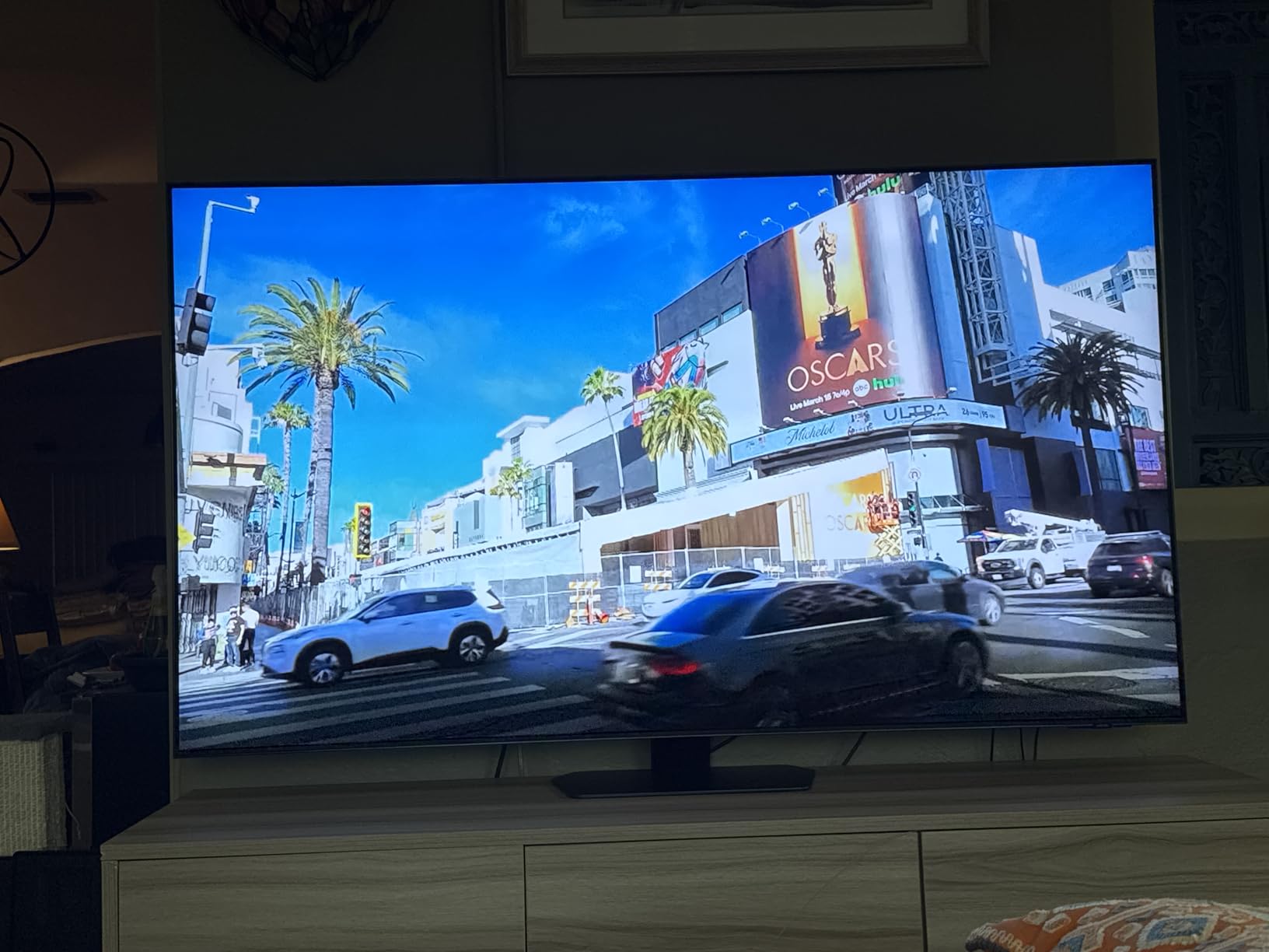 Samsung 55-Inch Class Neo QLED 4K QN90F Series, Vision AI, Mini LED Smart TV (2025 Model, 55QN90F) Neo Quantum HDR+, Object Tracking Sound+ w/Dolby Atmos, Glare Free, Gaming Hub, Alexa Built-in customer photo 2