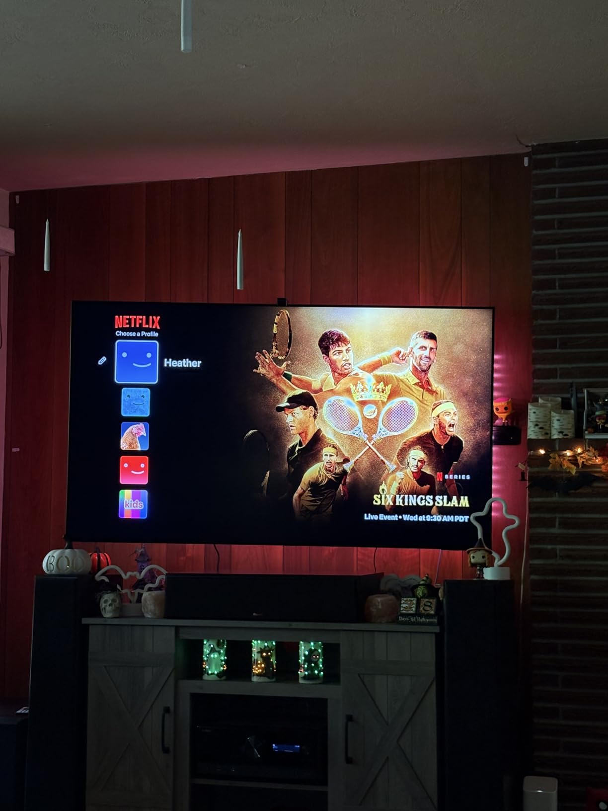 Samsung 75-Inch Class Neo QLED 4K QN90F Series, Vision AI, Mini LED Smart TV (2025 Model, 75QN90F) Neo Quantum HDR+, Object Tracking Sound+ w/Dolby Atmos, Glare Free, Gaming Hub, Alexa Built-in customer photo 2