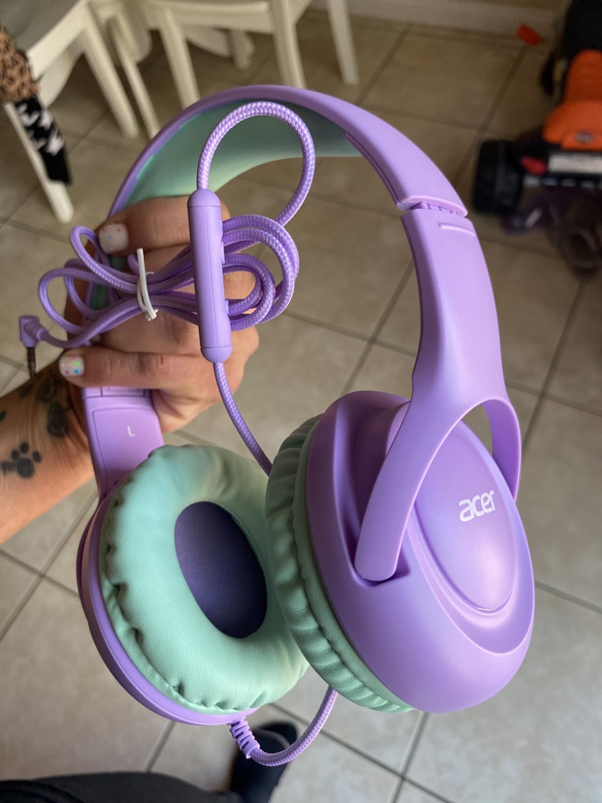 Acer Kids Headphones for School, 85-94dB Limiter, 3.5mm Jack, w/Mic HK03 customer photo 2