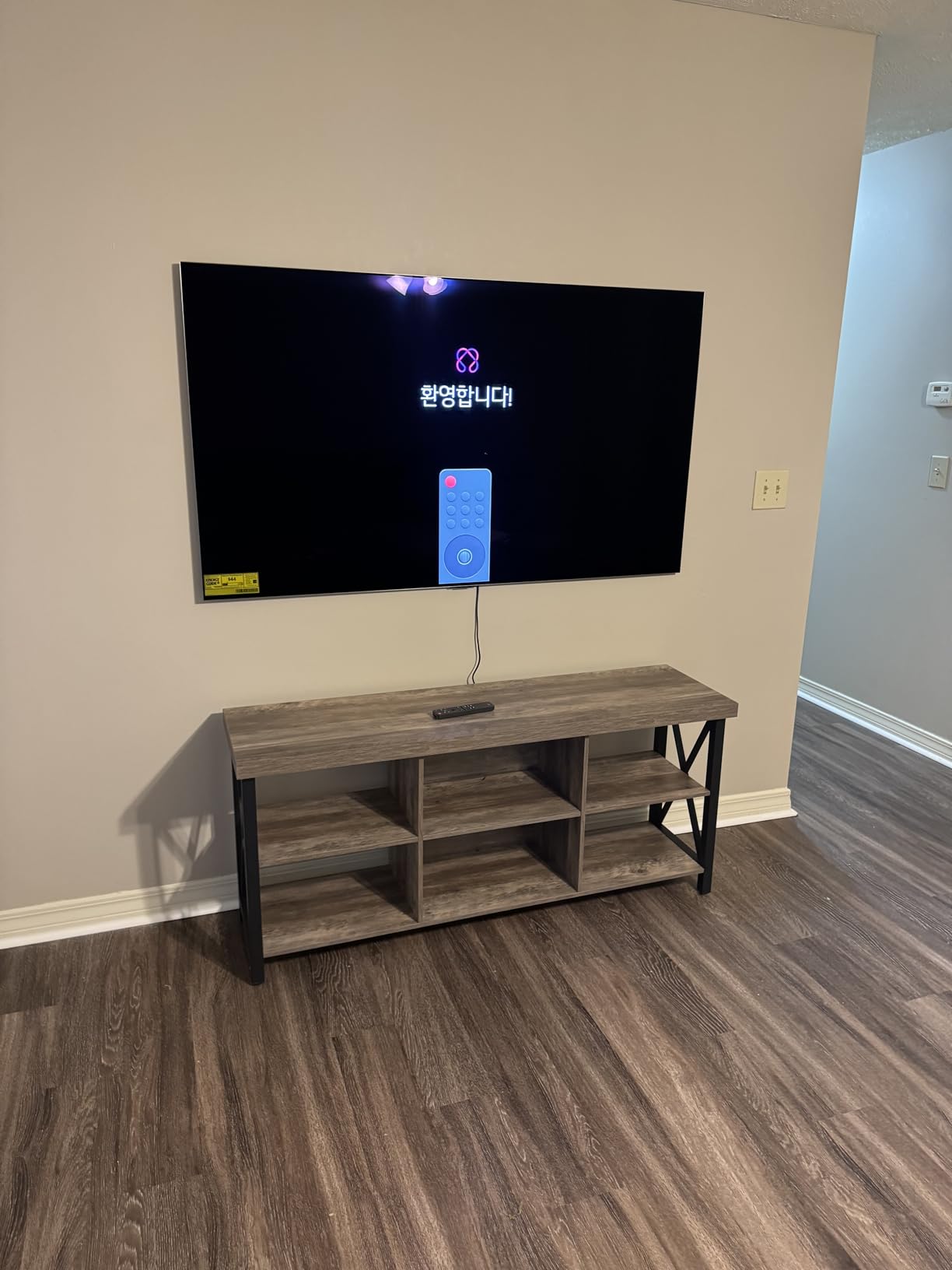 LG 77-Inch Class OLED evo AI Super Upscaling 4K G5 Series Smart TV w/Dolby Atmos, Vision, HDR10, Filmmaker Mode, Wow Orchestra, Alexa Built-in (OLED77G5WUA, 2025) customer photo 2
